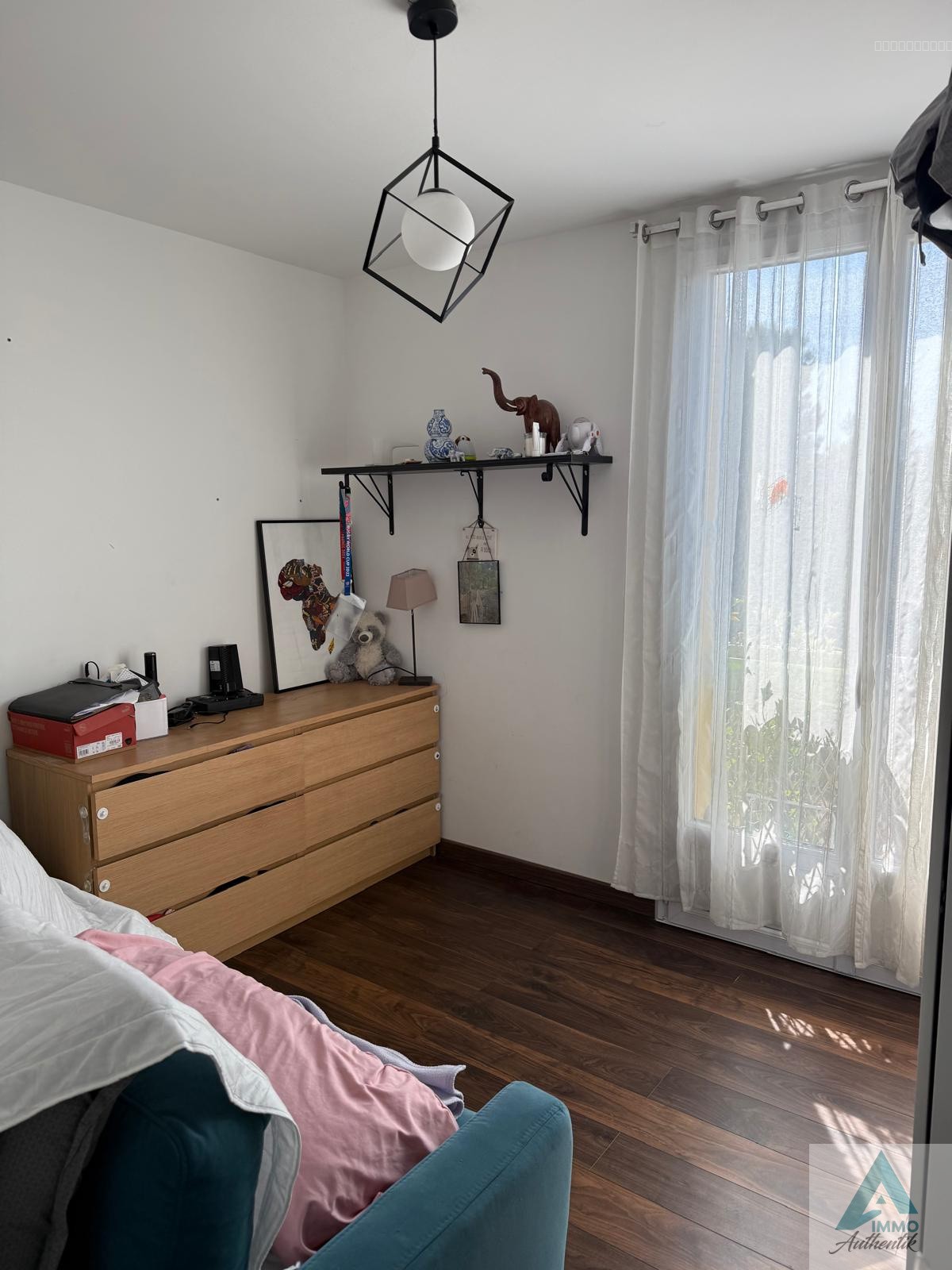 BASTIDE NEUVE APPARTEMENT DE TYPE 4 AVEC LOGGIA ET CAVE — photo 5