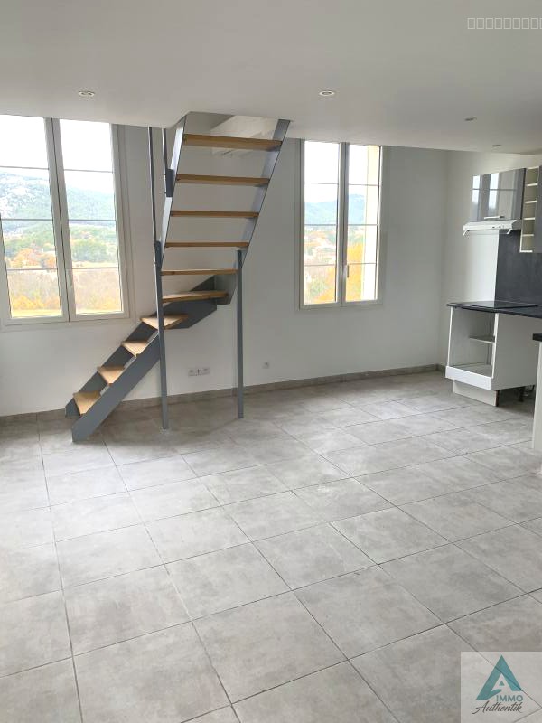 Appartement à louer à St zacharie, 52,6 m², 3 pièces – photo 1 sur 6
