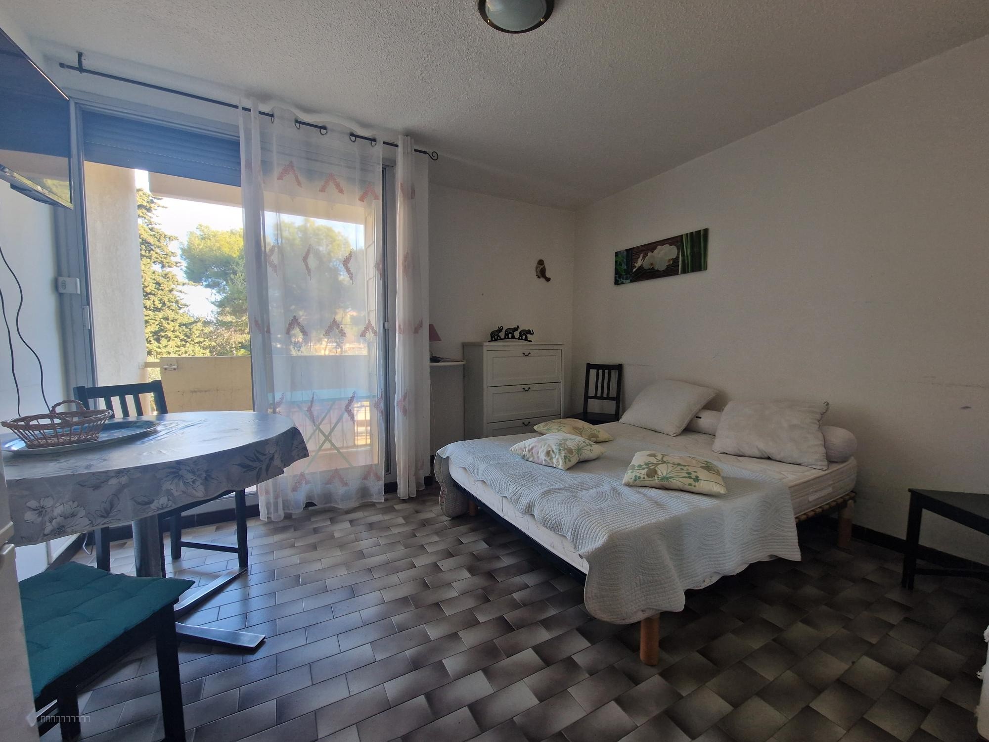 À vendre   Studio avec balcon, vue dégagée sur parc — photo 4