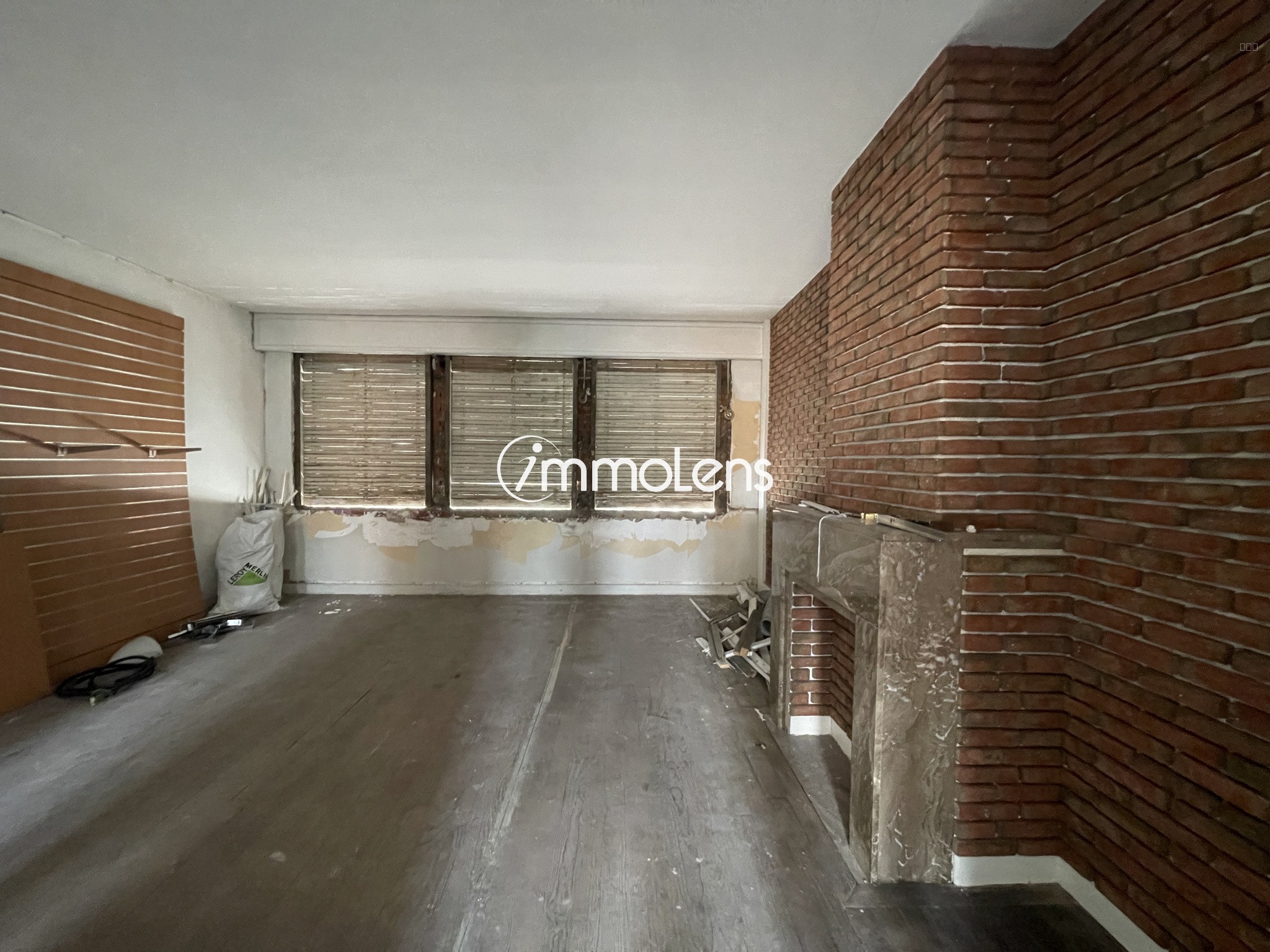 Immeuble à vendre à Lens, 45 m², 6 pièces – photo 1 sur 15
