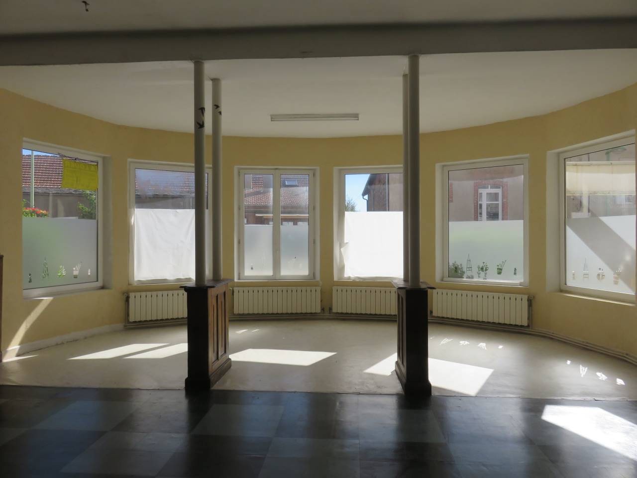 Local commercial à louer à St agreve, 122 m², 1 pièce – photo 2 sur 8