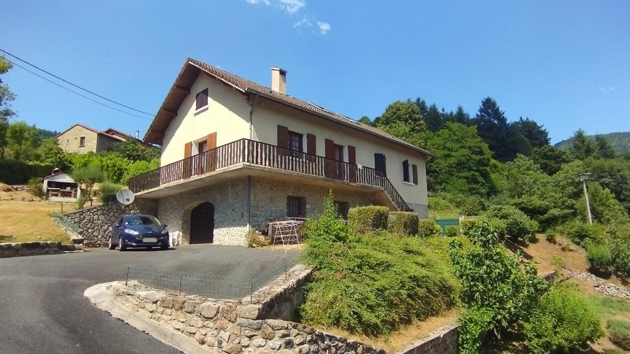 Villa avec vue dominante — photo 1