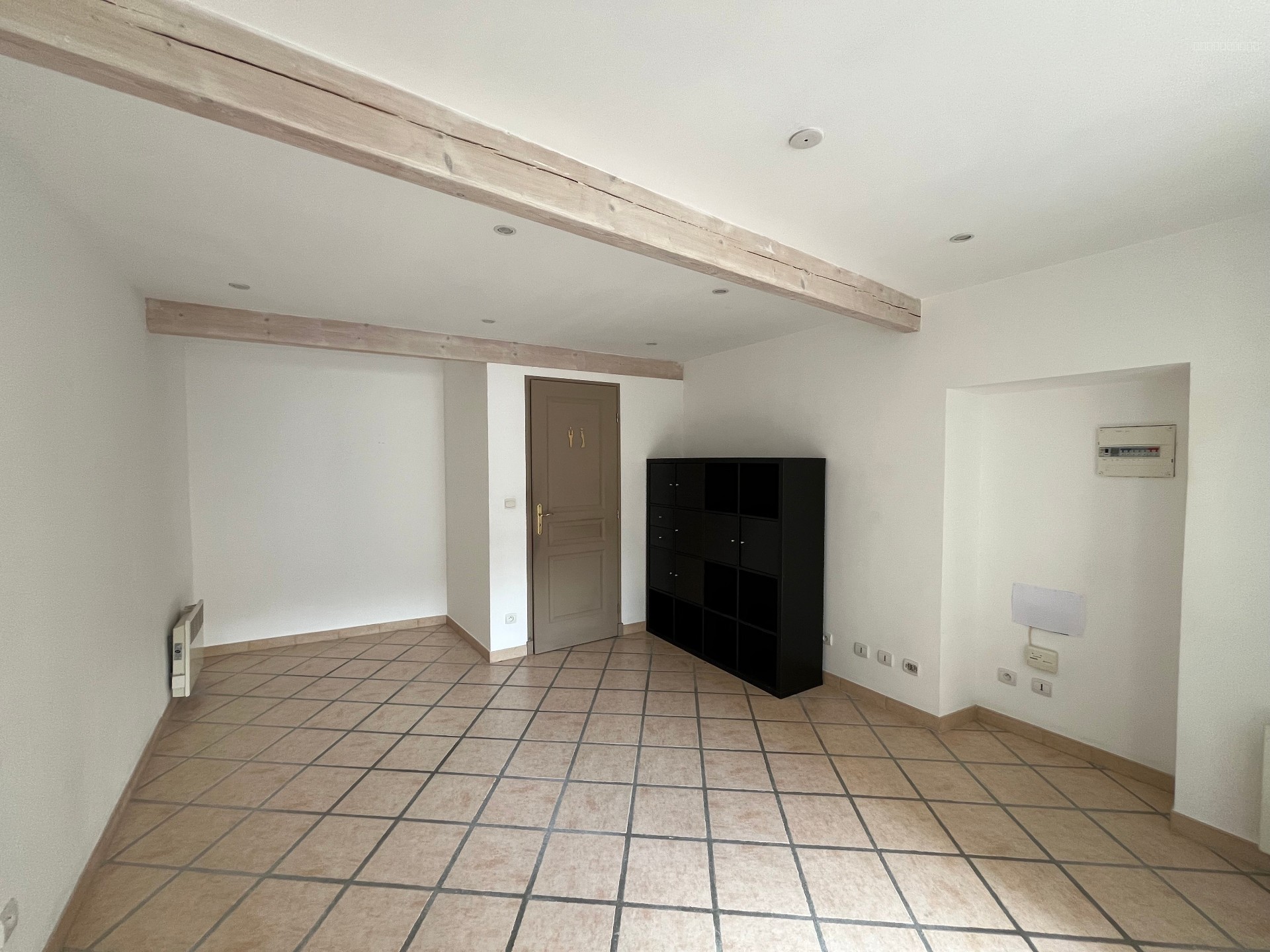 Local commercial à louer à Le cheylard, 25 m², 1 pièce – photo 1 sur 5