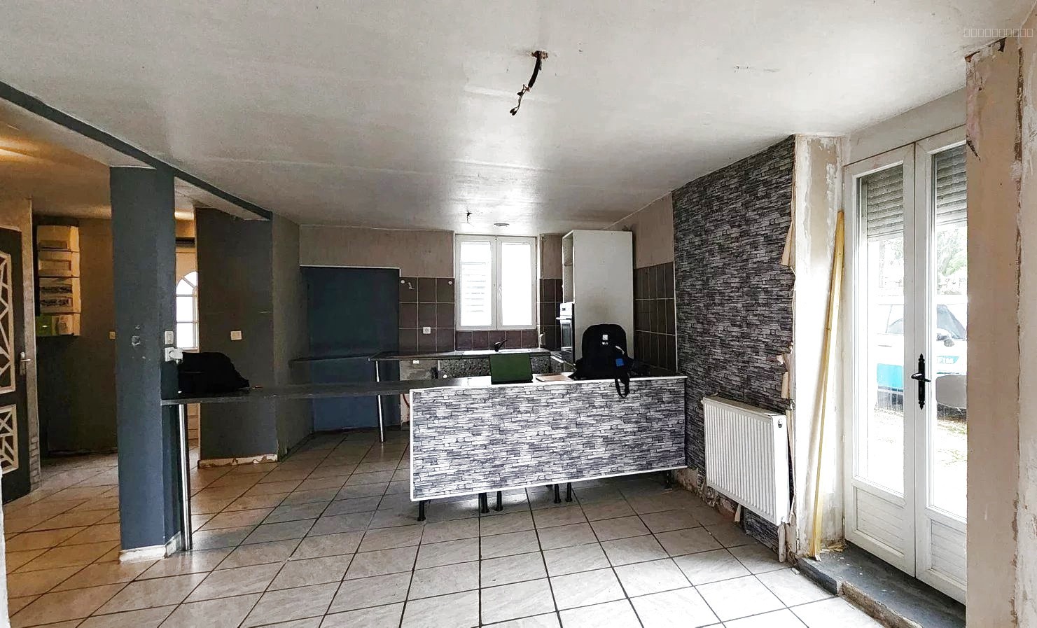 À 35' de la frontière Luxembourgeoise, sur la commune de PILLON. Maison individuelle,à rénover, de +/- 106m2 s — photo 1