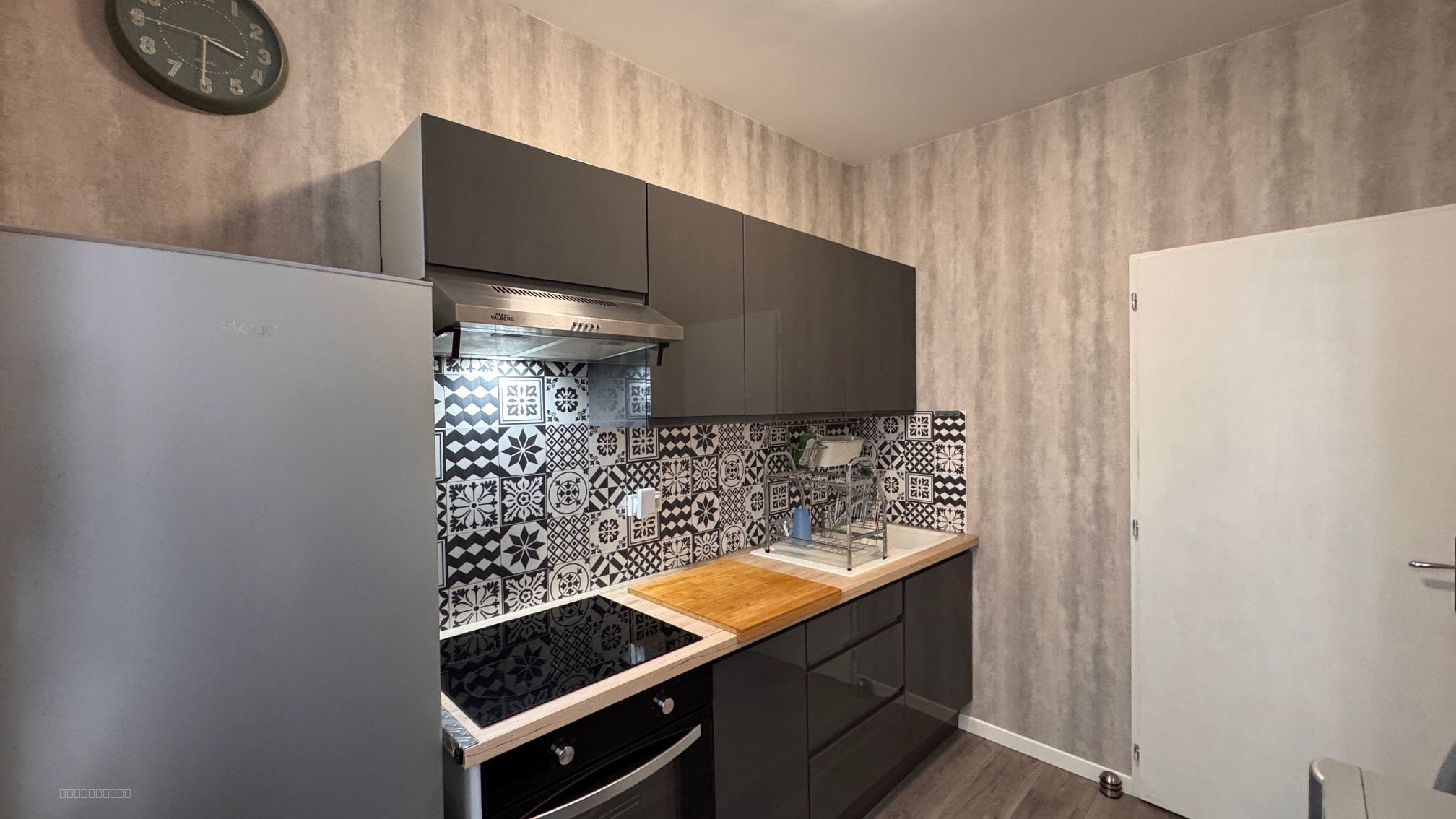 Appartement F2, rez-de-chaussée, entièrement meublé au centre-ville de LONGUYON — photo 6