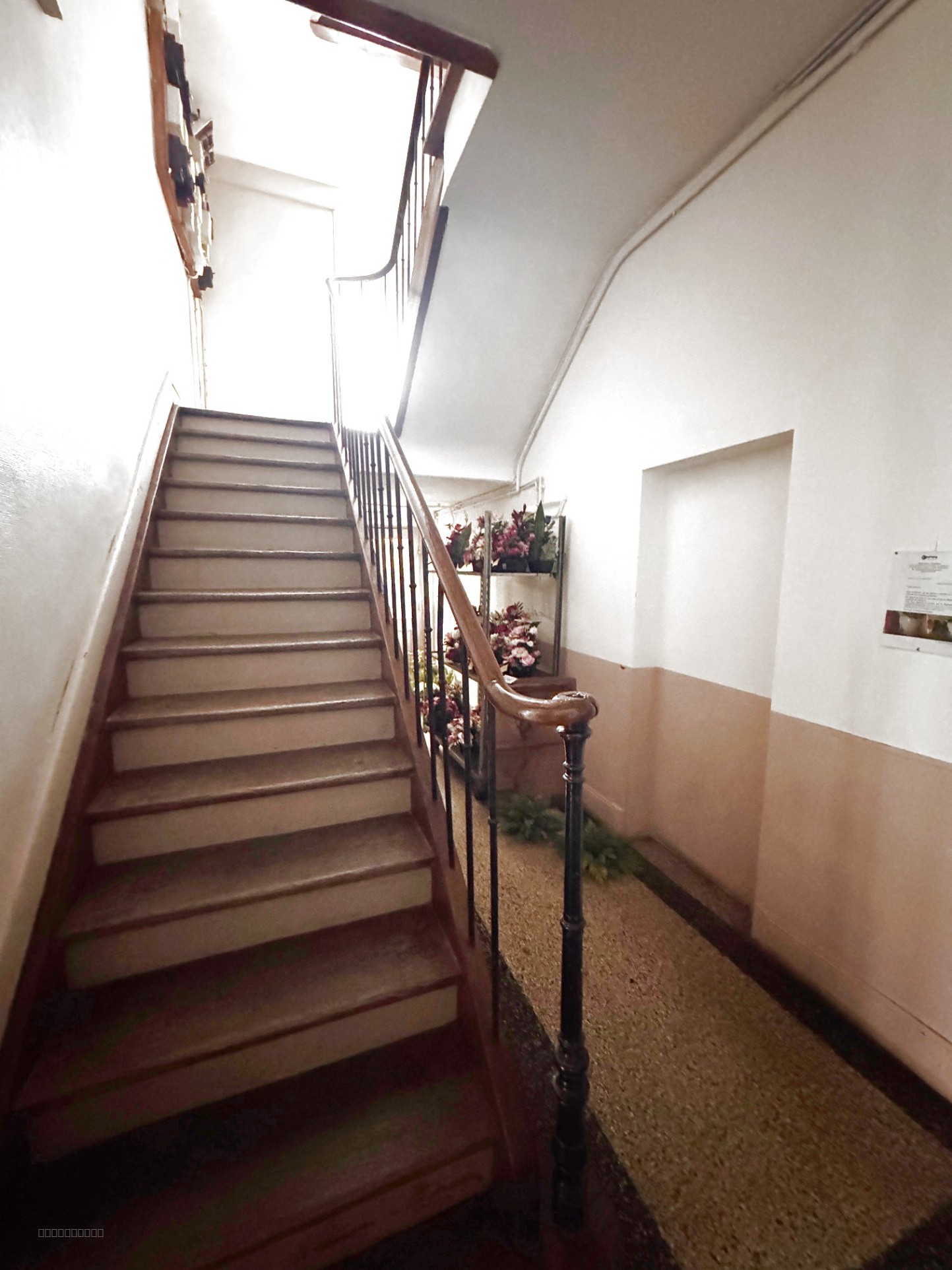 Appartement F2, rez-de-chaussée, entièrement meublé au centre-ville de LONGUYON — photo 12