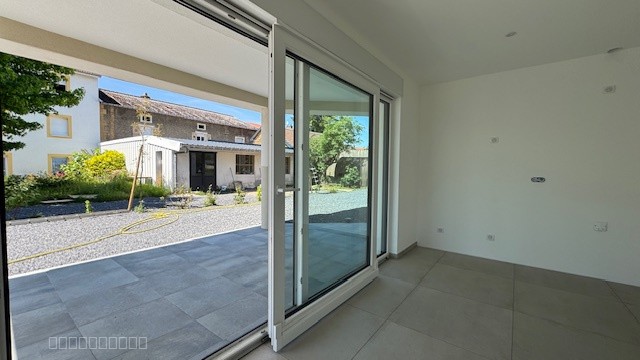 Appartement F4 rez-de-chaussée, terrasse,garage, proche des frontières GD. Luxembourg et Belgique. — photo 12