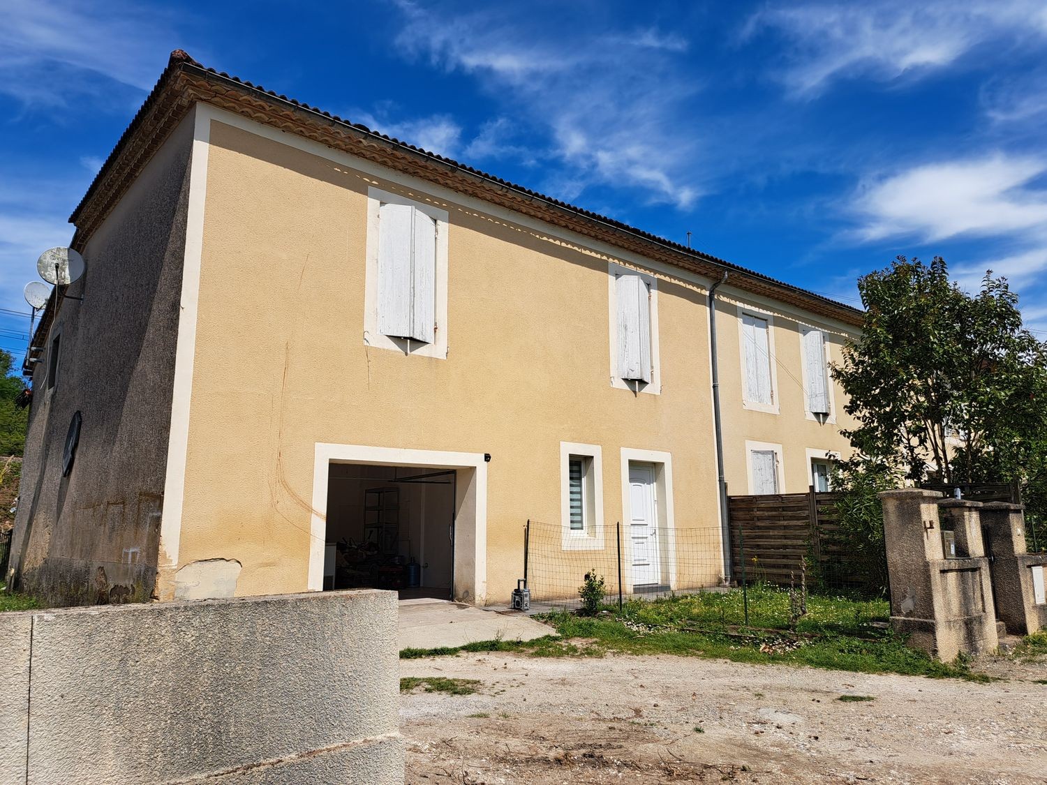 Maison à vendre à Caudrot, 150 m², 15 pièces – photo 2 sur 13
