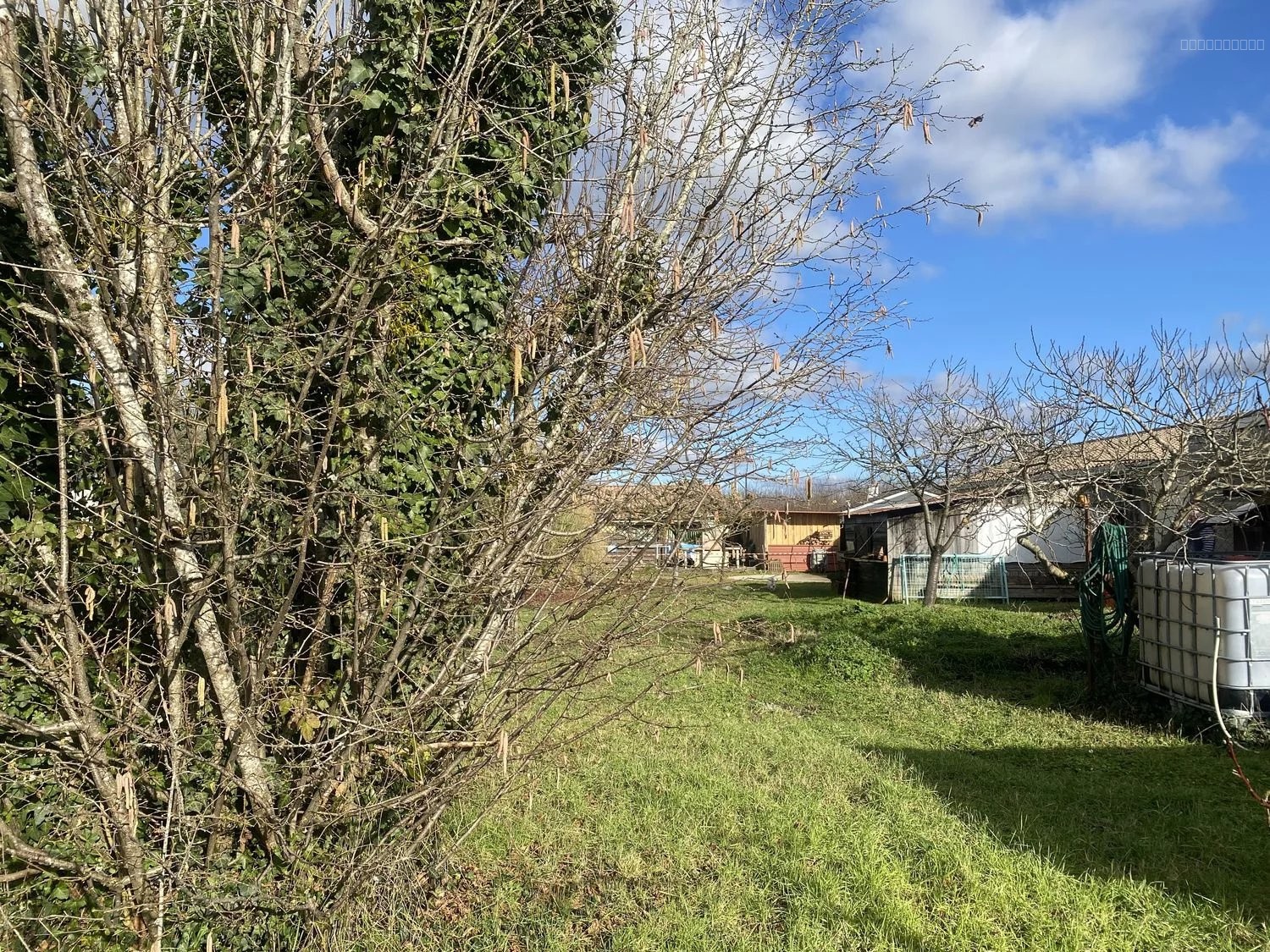 Terrain à vendre à Cerons, 660 m² – photo 3 sur 5