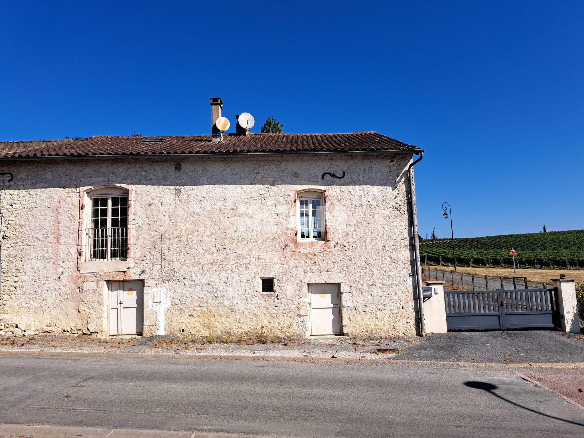 Maison à vendre à Singleyrac, 110 m², 4 pièces – photo 2 sur 16