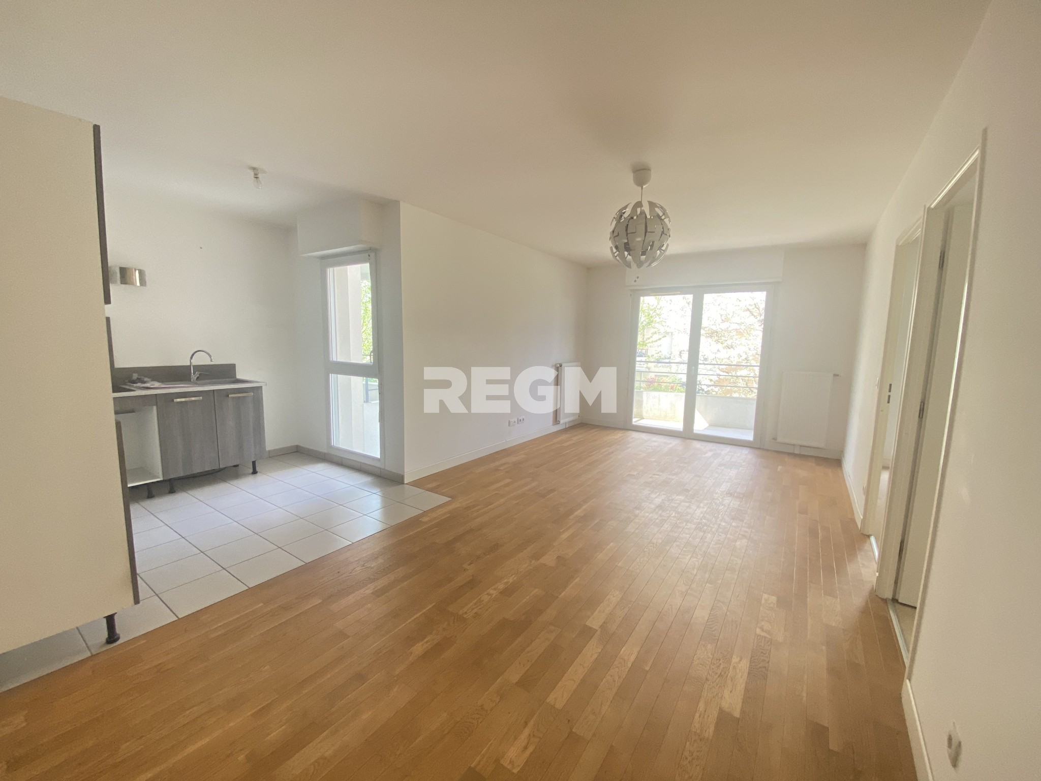 Appartement à vendre à Lieusaint, 60 m², 3 pièces – photo 2 sur 10
