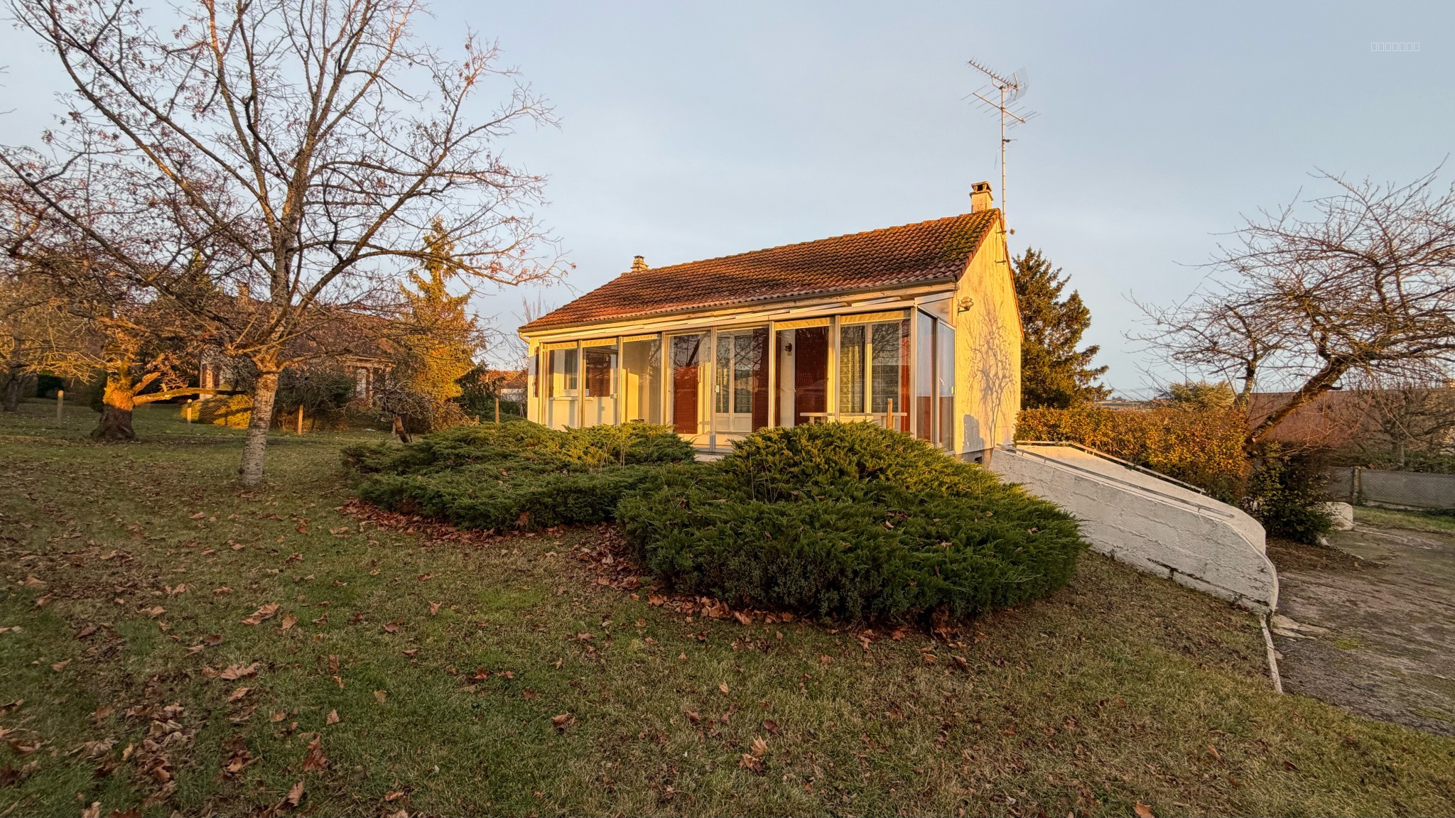 Maison à vendre à Pacy sur eure, 635 m², 4 pièces – photo 1 sur 4