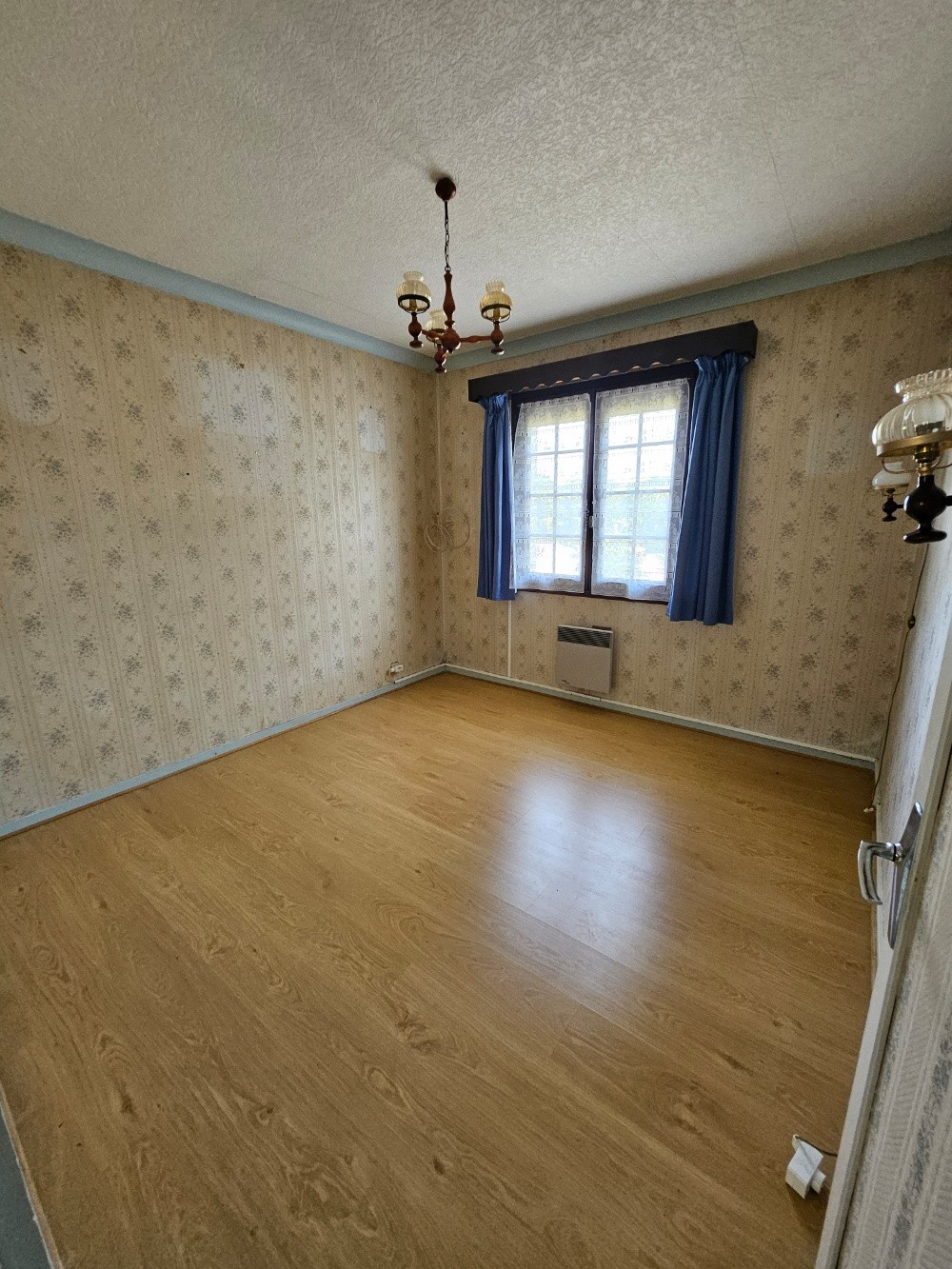 Maison à vendre à Vernon, 940 m², 6 pièces – photo 3 sur 6