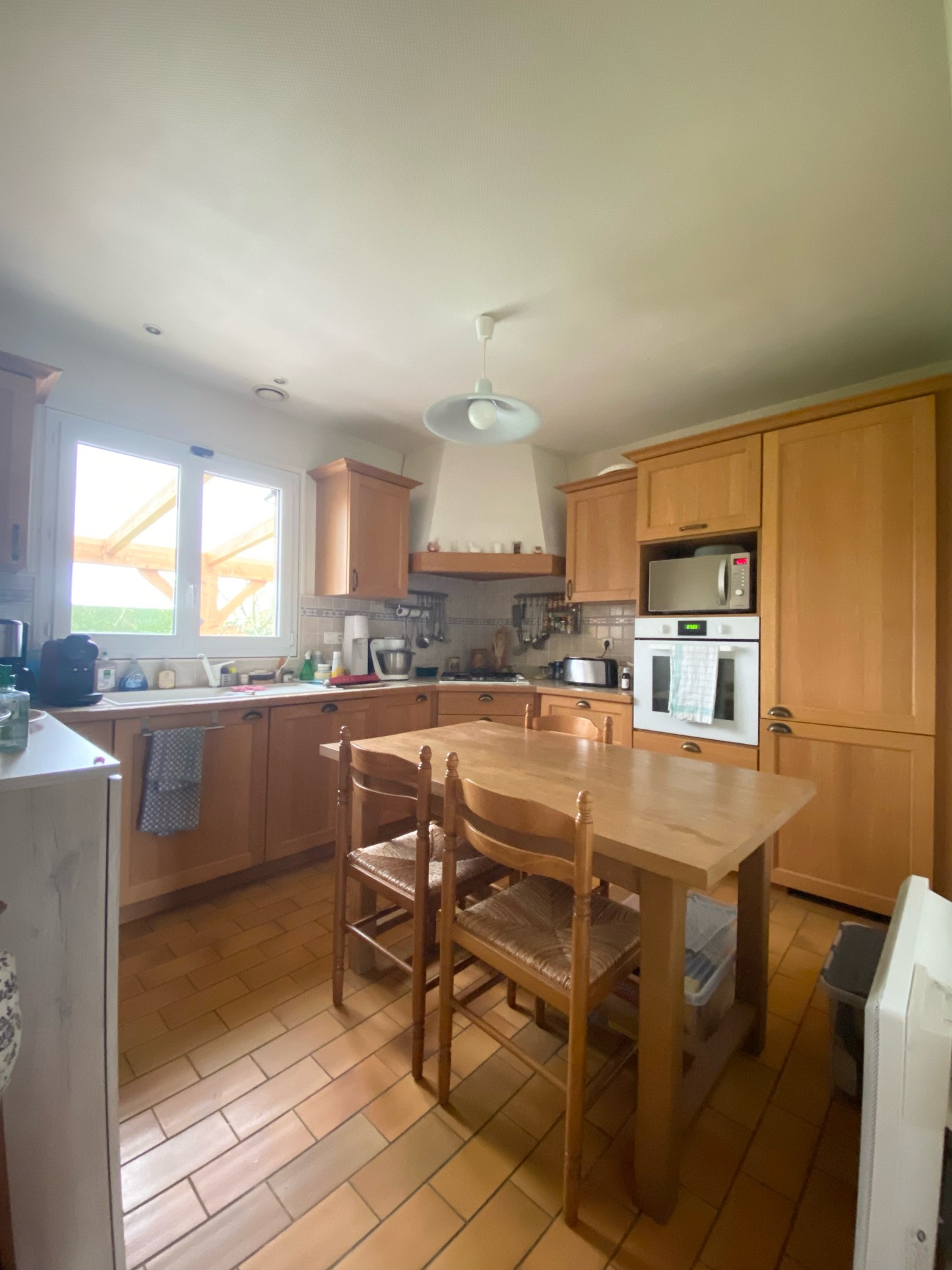 Maison à vendre à Villegats, 569 m², 6 pièces – photo 3 sur 9