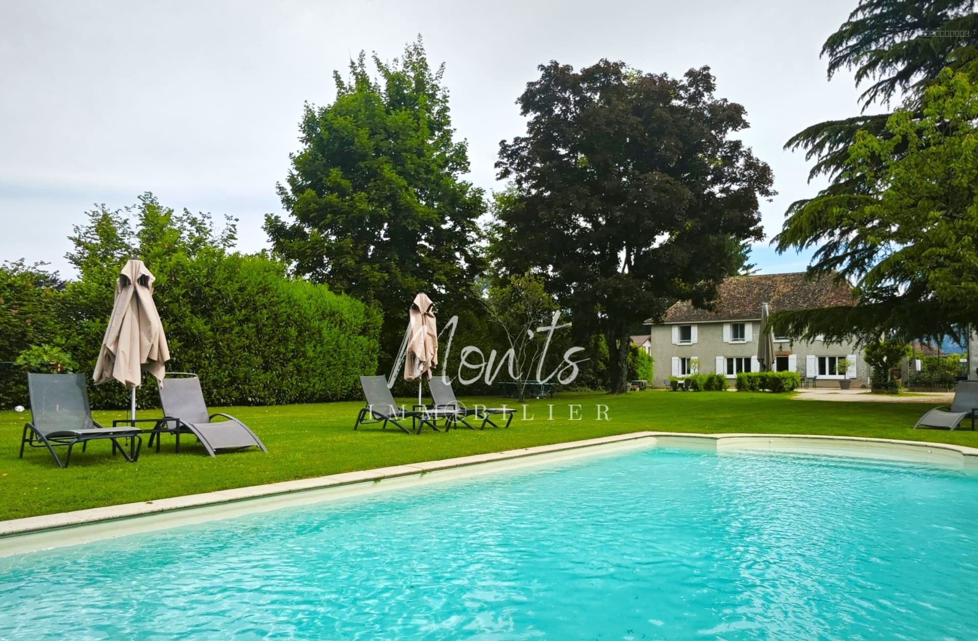 Maison à vendre à Les avenieres, 35,5 m², 10 pièces – photo 1 sur 20