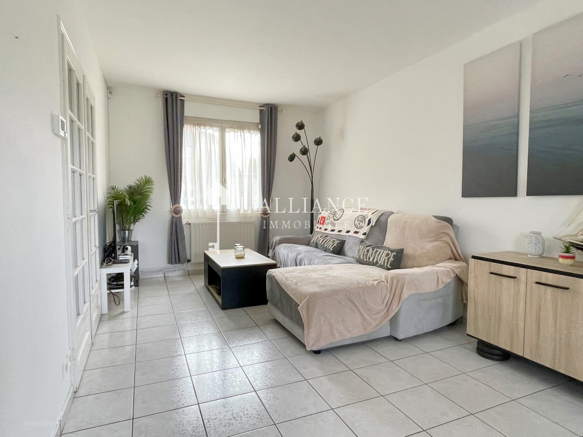 Maison à vendre à Lesquin, 15 m², 4 pièces – photo 2 sur 8