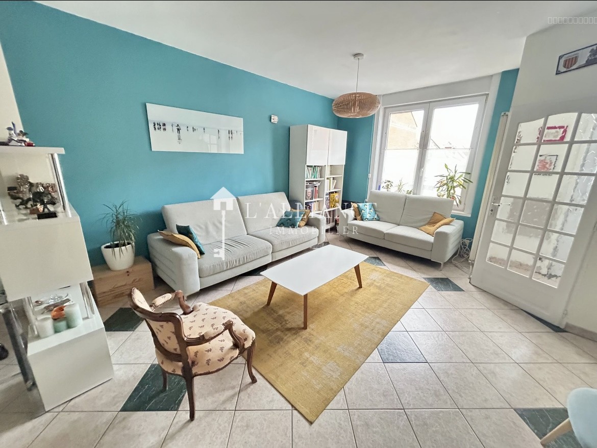 Maison à vendre à Lesquin, 144 m², 6 pièces – photo 1 sur 9