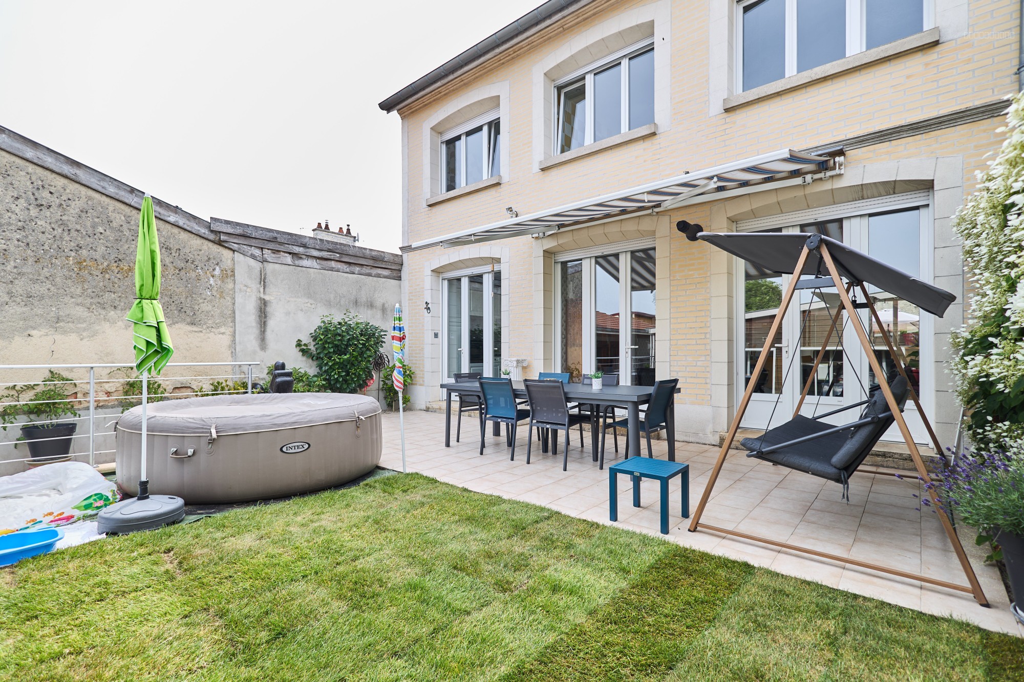 Maison à vendre à Reims, 1 200 m², 8 pièces – photo 3 sur 20