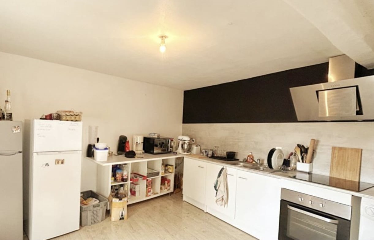 Bien immobilier à vendre à Reuil, 241 m², 6 pièces – photo 3 sur 9