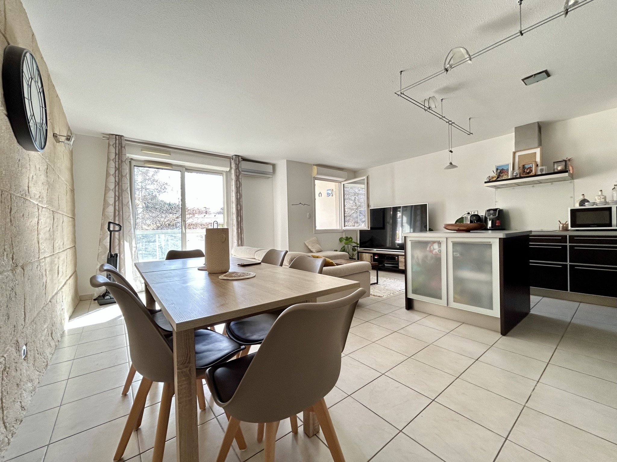 Appartement T3 66,40 m2 avec terrasse & parking Marseille 13010 — photo 4