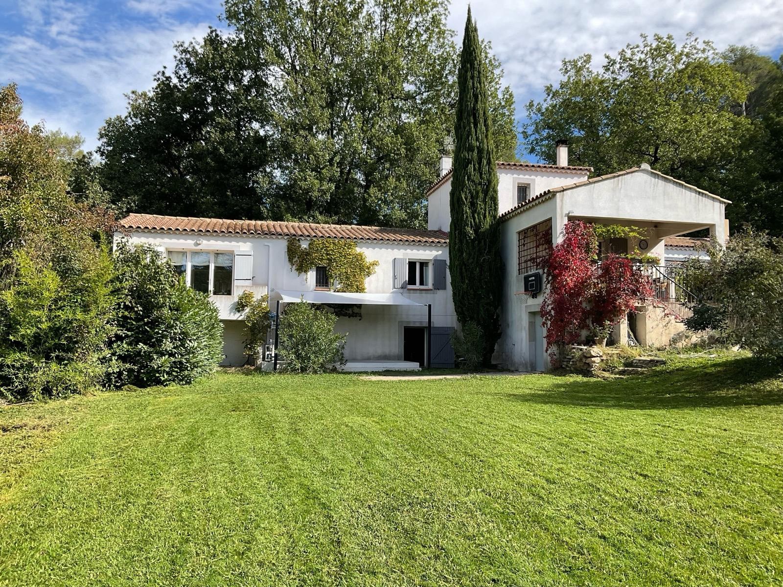 Villa à vendre à La bouilladisse, 190 m², 7 pièces – photo 2 sur 17