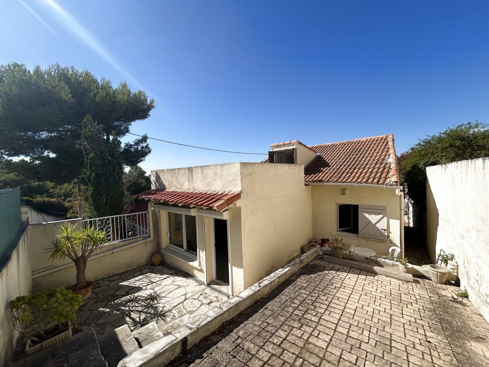 Maison à vendre à Marseille, 70 m², 3 pièces – photo 2 sur 20