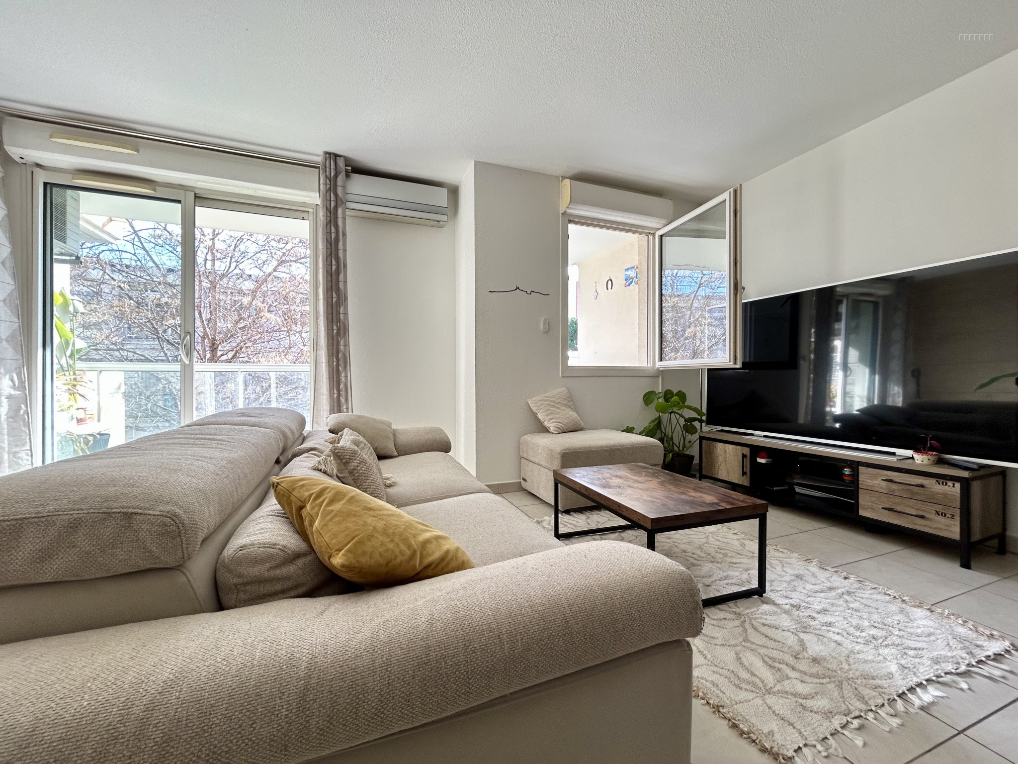 Appartement T3 66,40 m2 avec terrasse & parking Marseille 13010 — photo 1