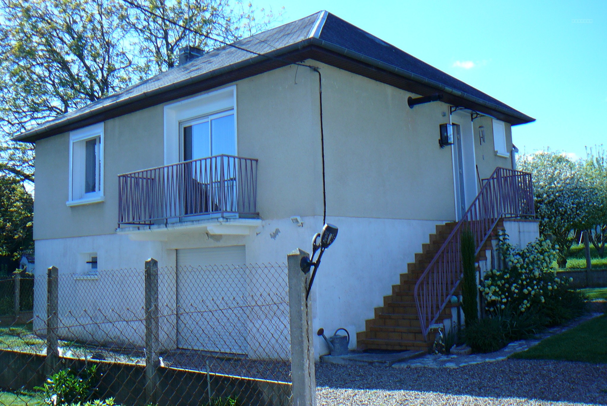 Maison à vendre à St leger des vignes, 63 m², 3 pièces – photo 1 sur 10