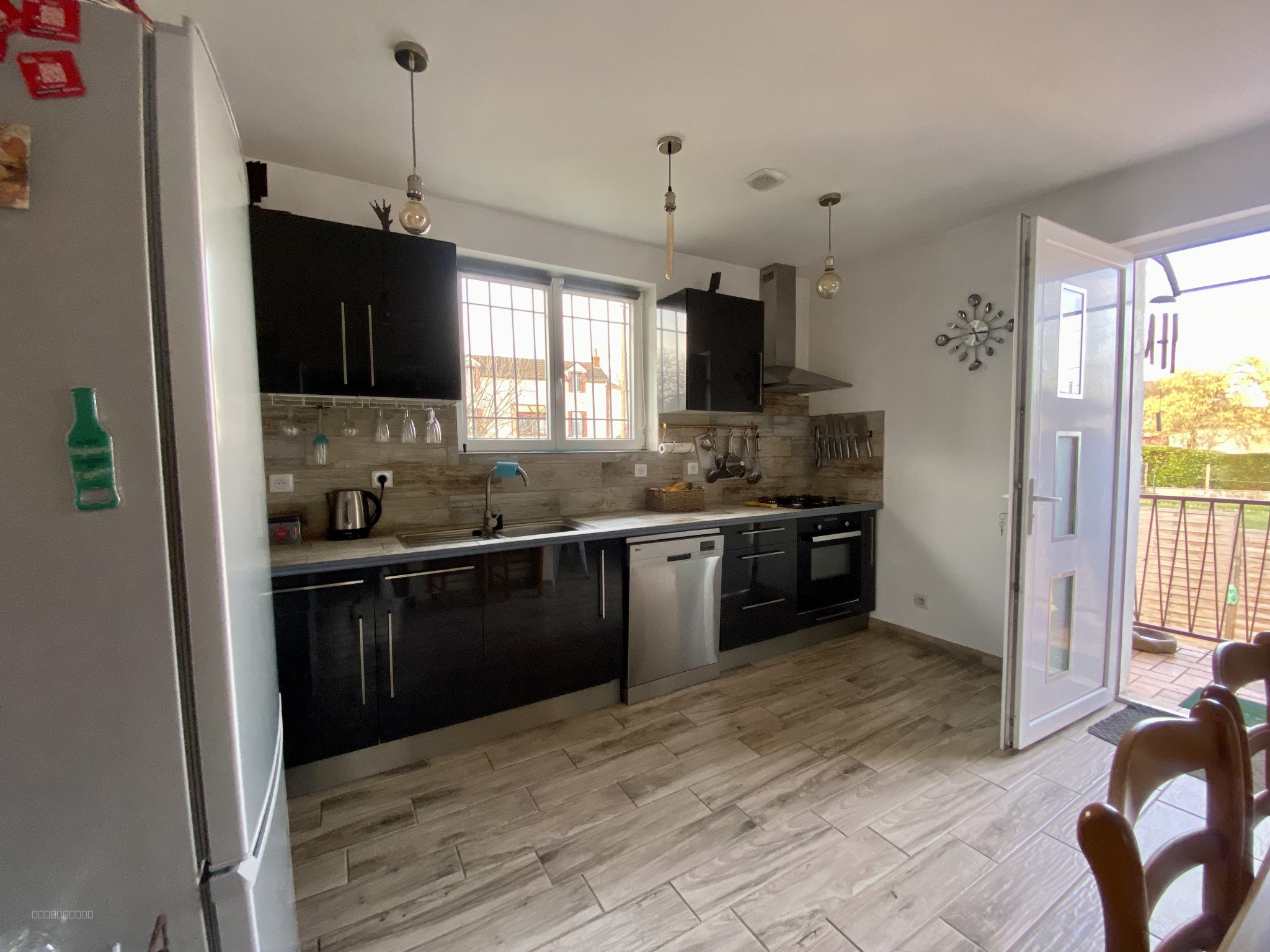 Maison à vendre à St leger des vignes, 63 m², 3 pièces – photo 2 sur 10