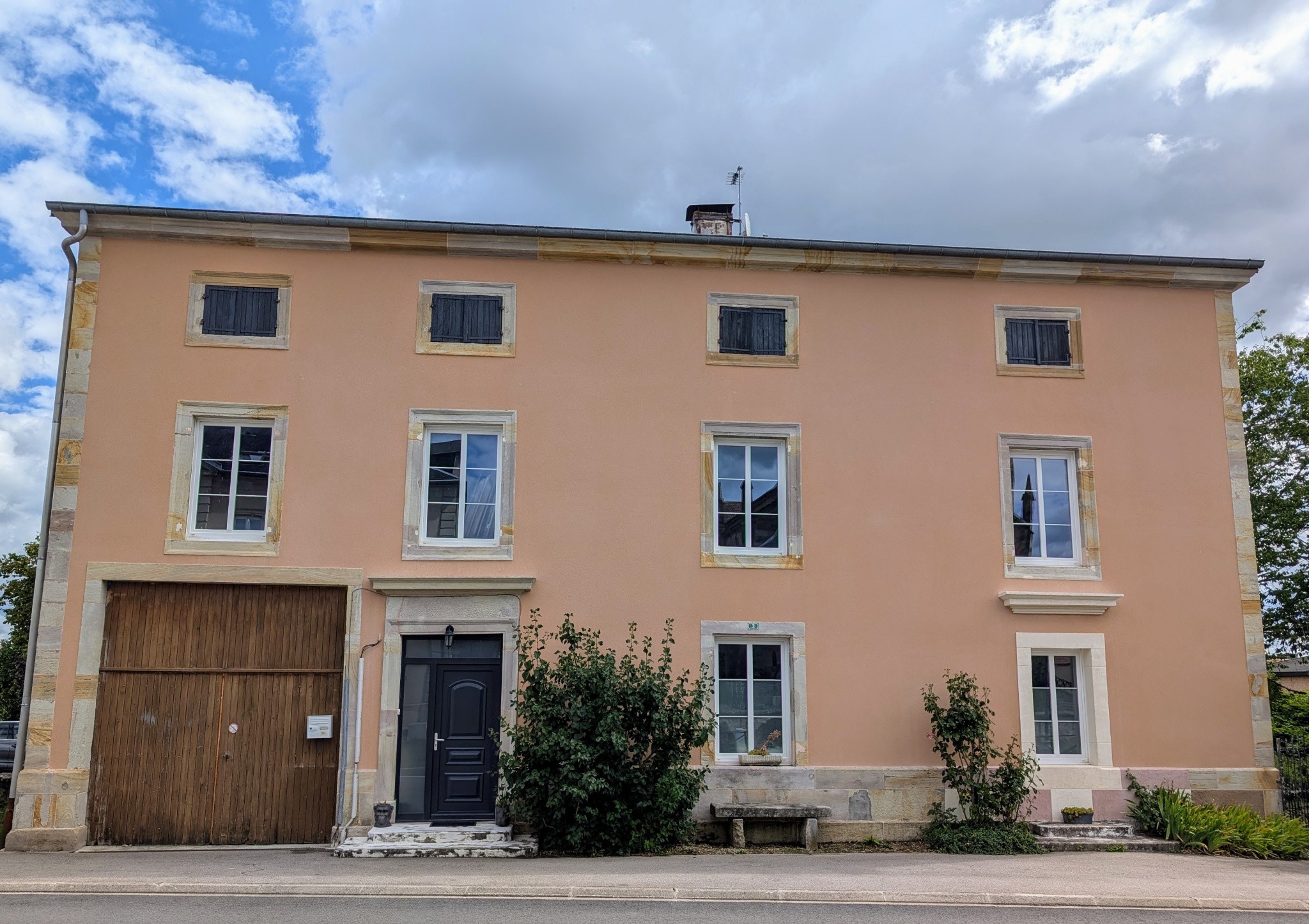 Maison à vendre à Padoux, 23,8 m², 6 pièces – photo 1 sur 16