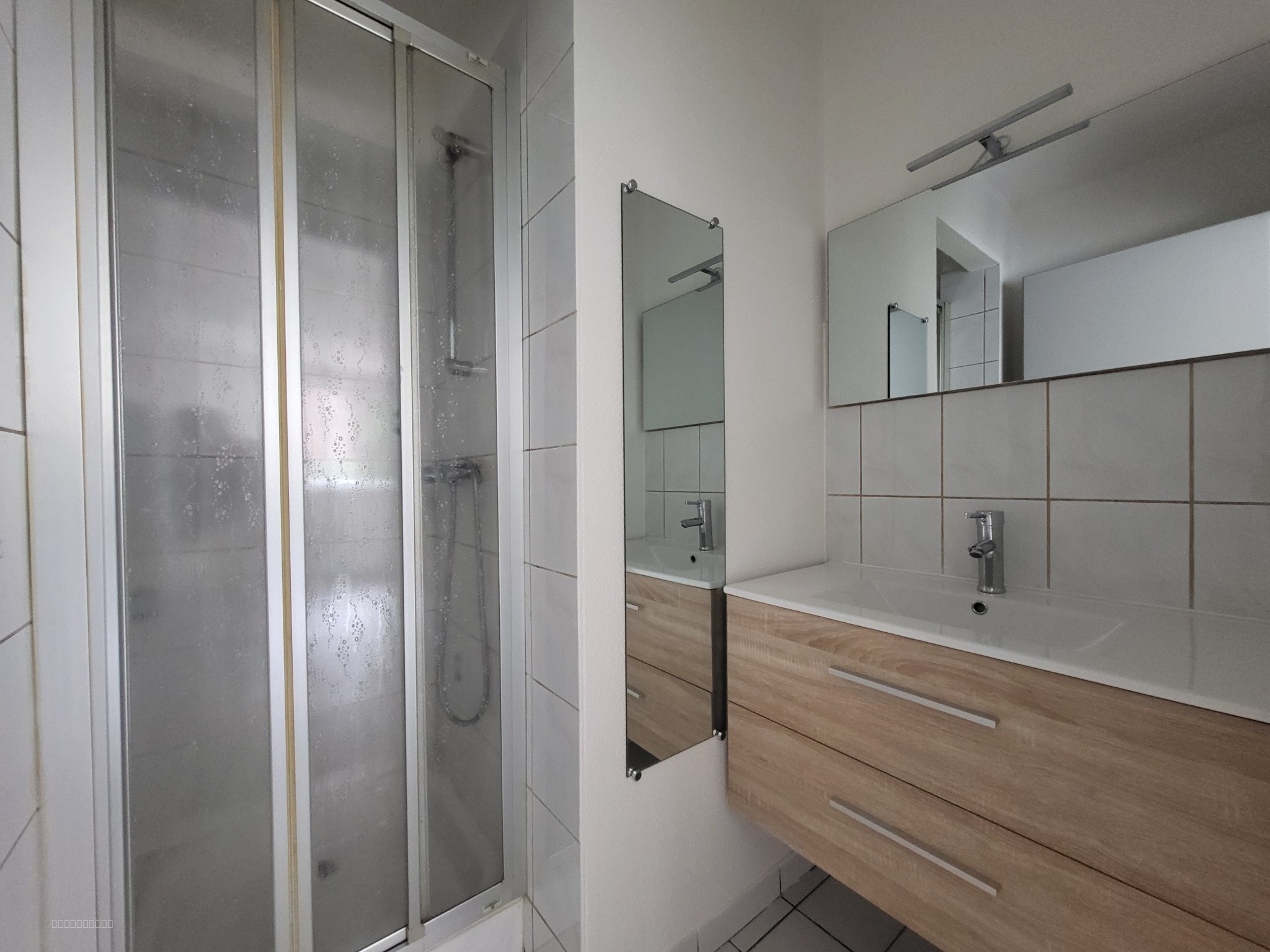 Appartement 1 pièce de 27 m2 meublé, 11 rue Martin Waldseemuller 88100 Saint-Dié — photo 4
