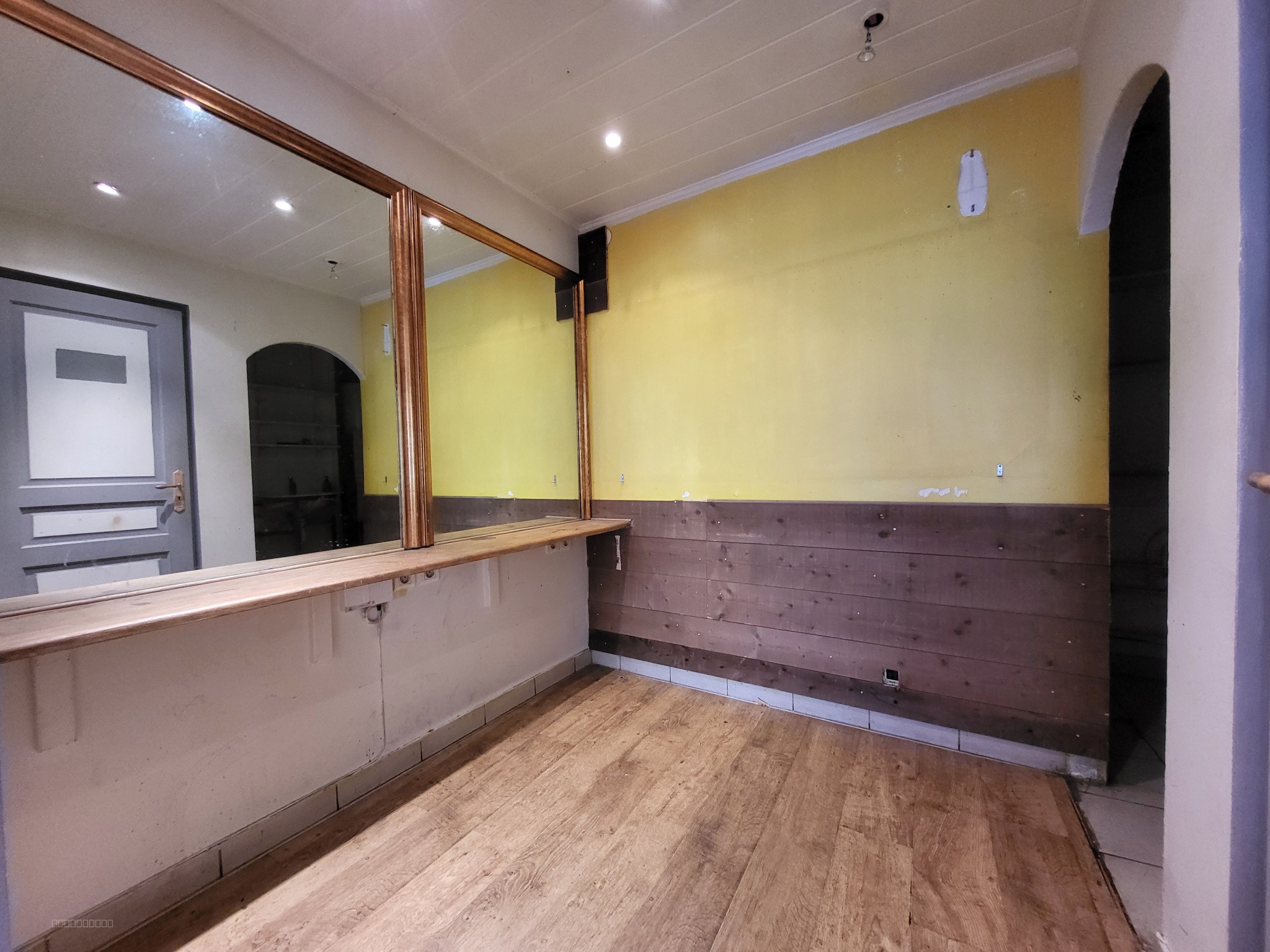 Local commercial de 33m2, 5 rue de la Bolle 88100 Saint-Dié — photo 4