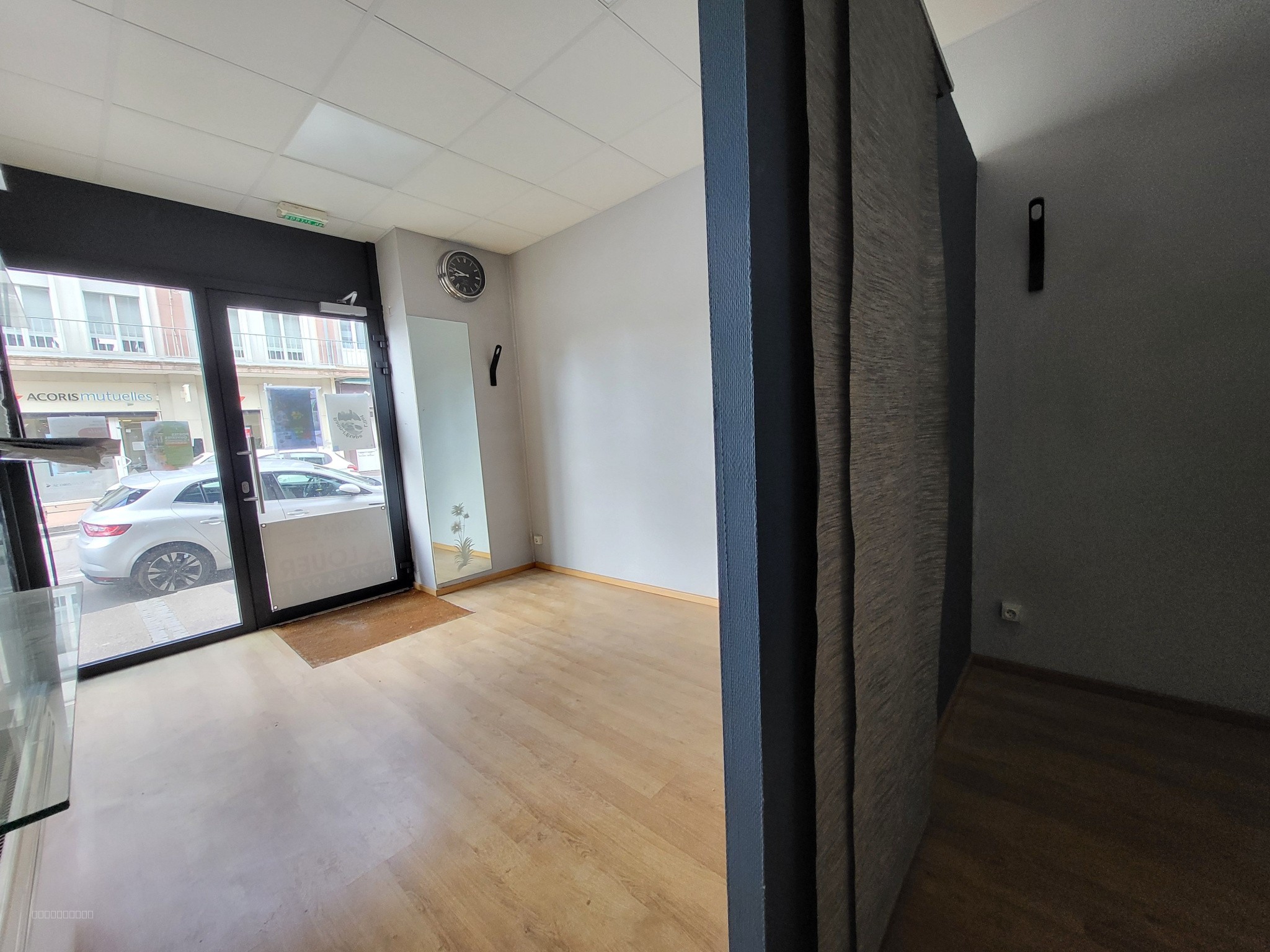 Local commercial de 16m2, 5 rue Stanislas 88100 Saint-Dié — photo 4