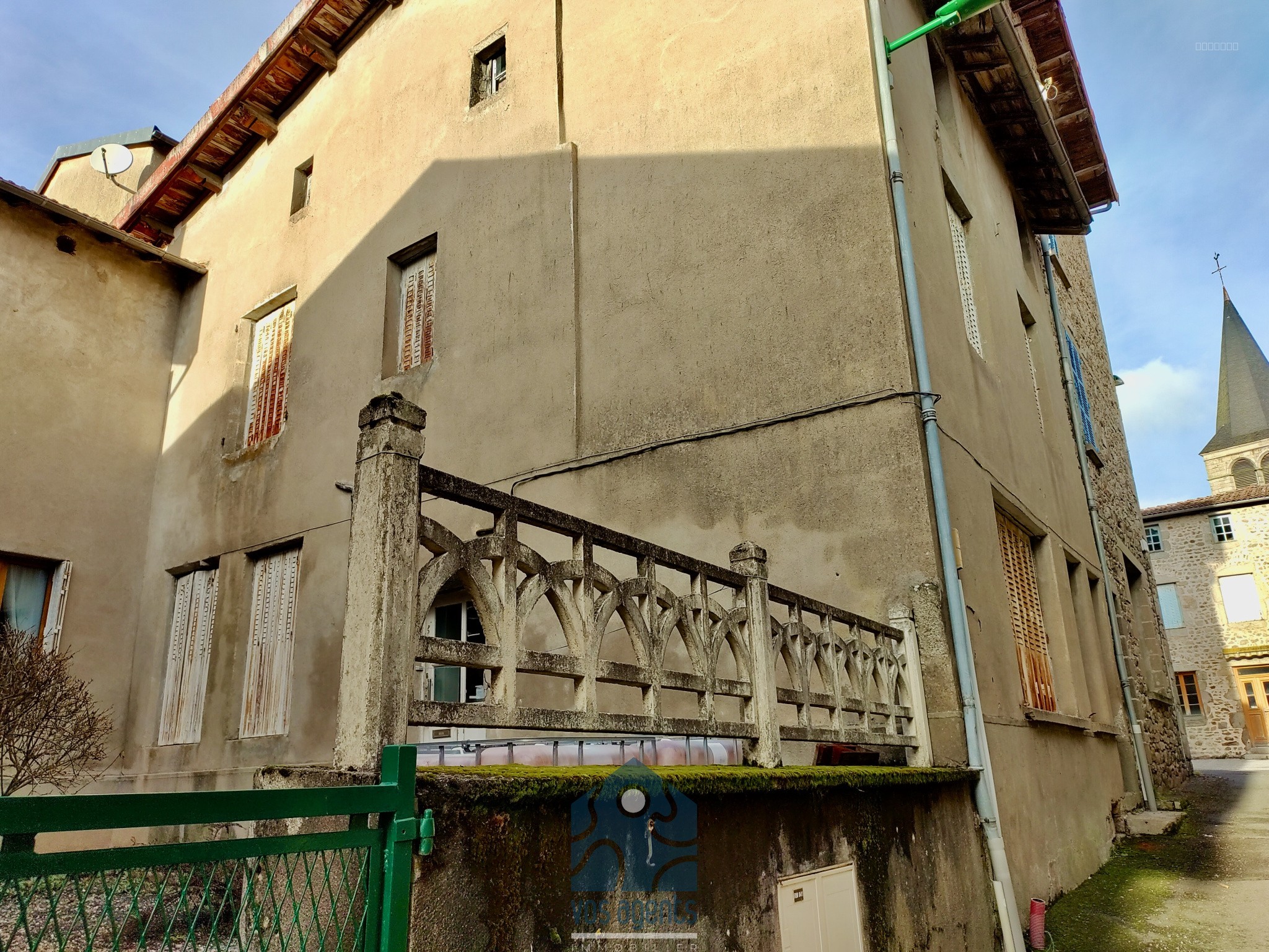 Ensemble immobilier 2 habitations et garage — photo 1