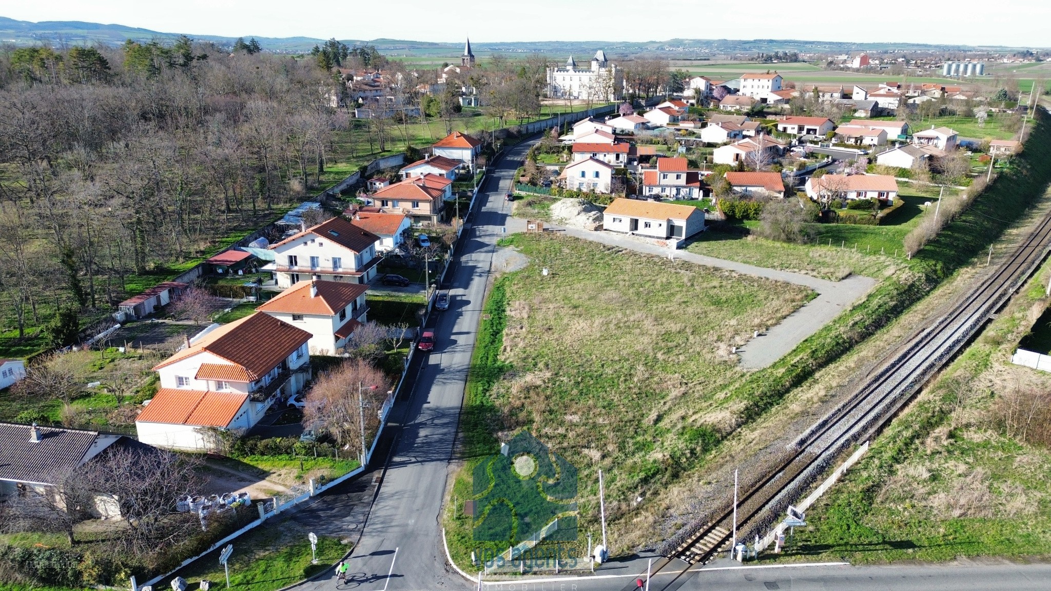 Terrain à vendre à Pessat villeneuve, 558 m² – photo 2 sur 9