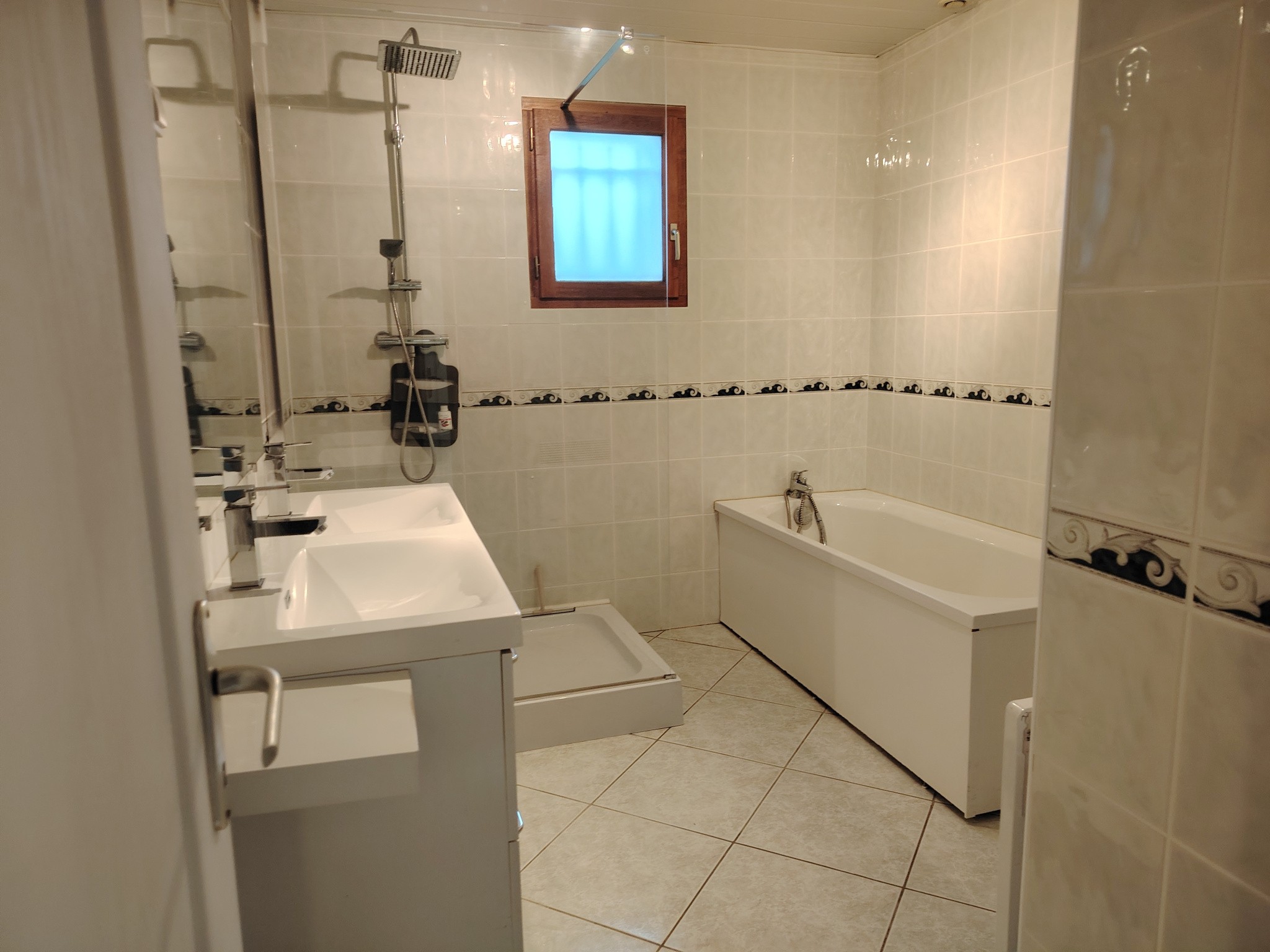 Maison à vendre à Herzeele, 122 m², 6 pièces – photo 3 sur 6