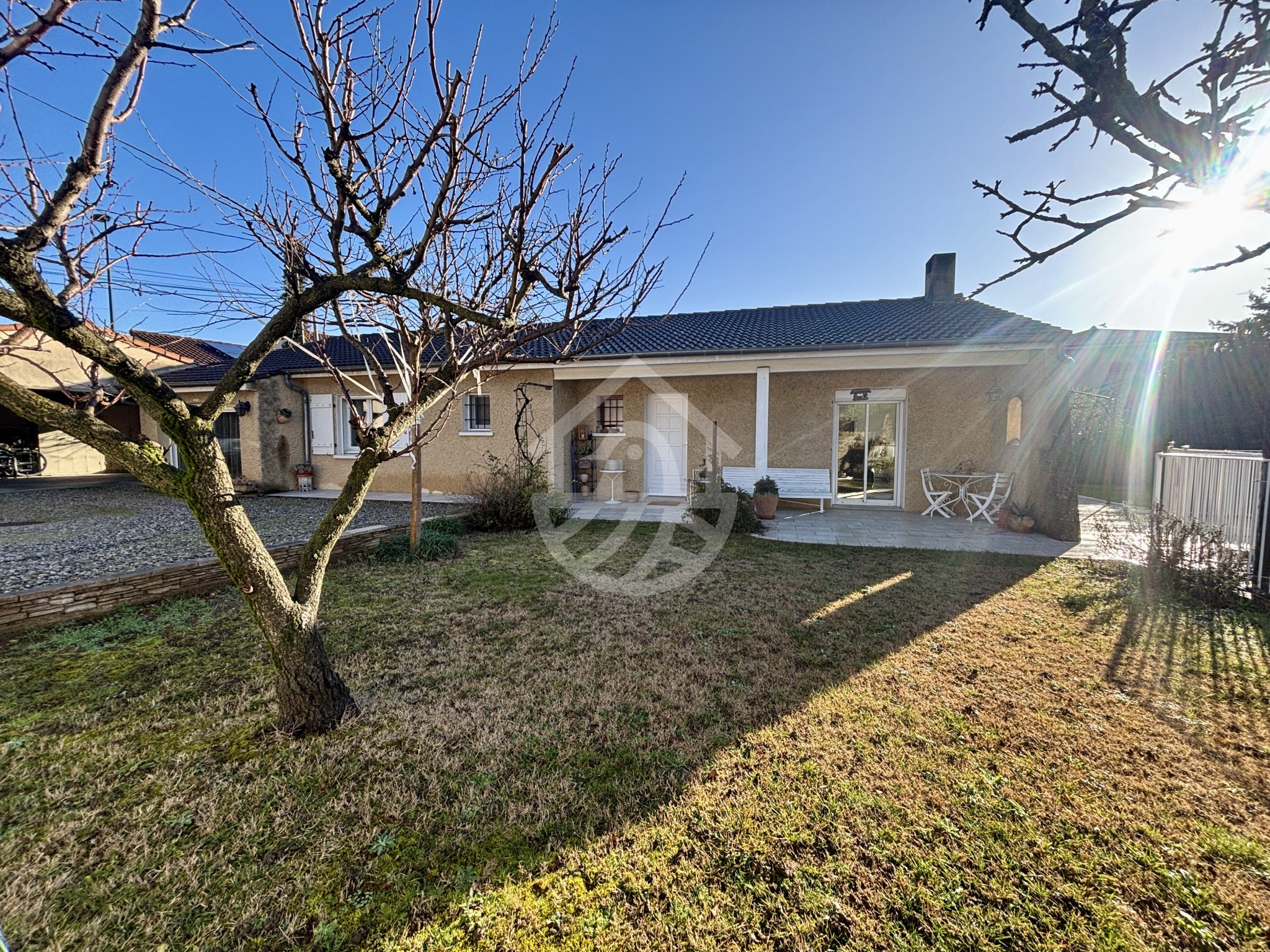 Maison à vendre à Bourg les valence, 120 m², 5 pièces – photo 2 sur 18