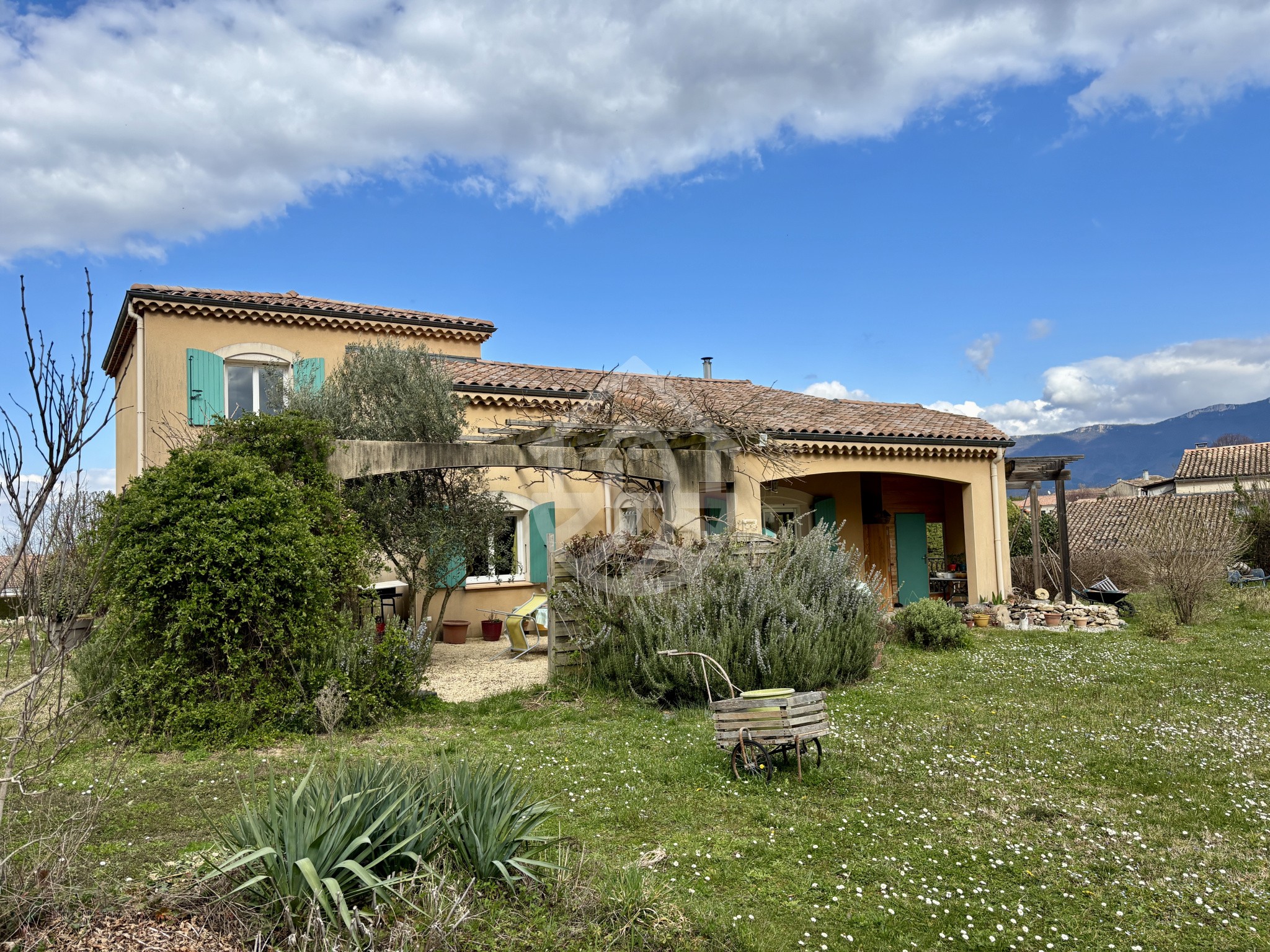 Maison à vendre à Upie, 144 m², 6 pièces – photo 2 sur 20