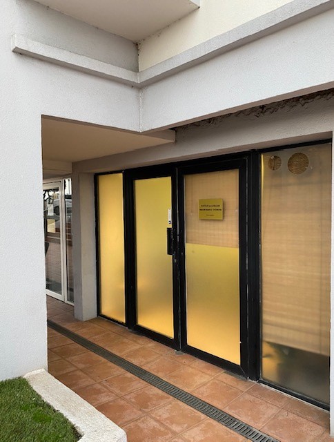Local commercial à louer à Ste maxime, 50 m² – photo 1 sur 6