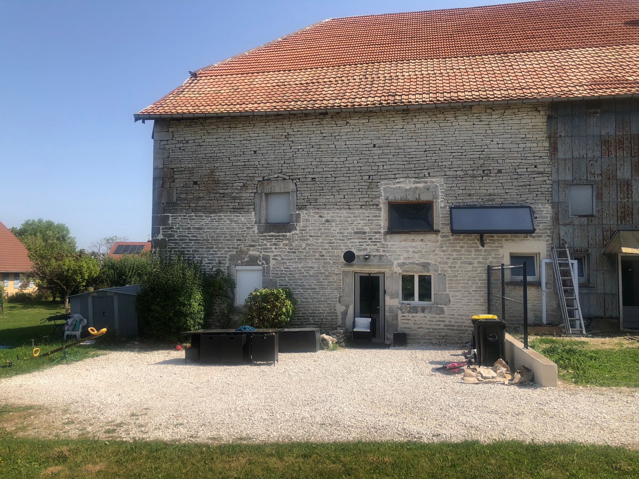 Immeuble à vendre à Vernierfontaine, 300 m² – photo 1 sur 3