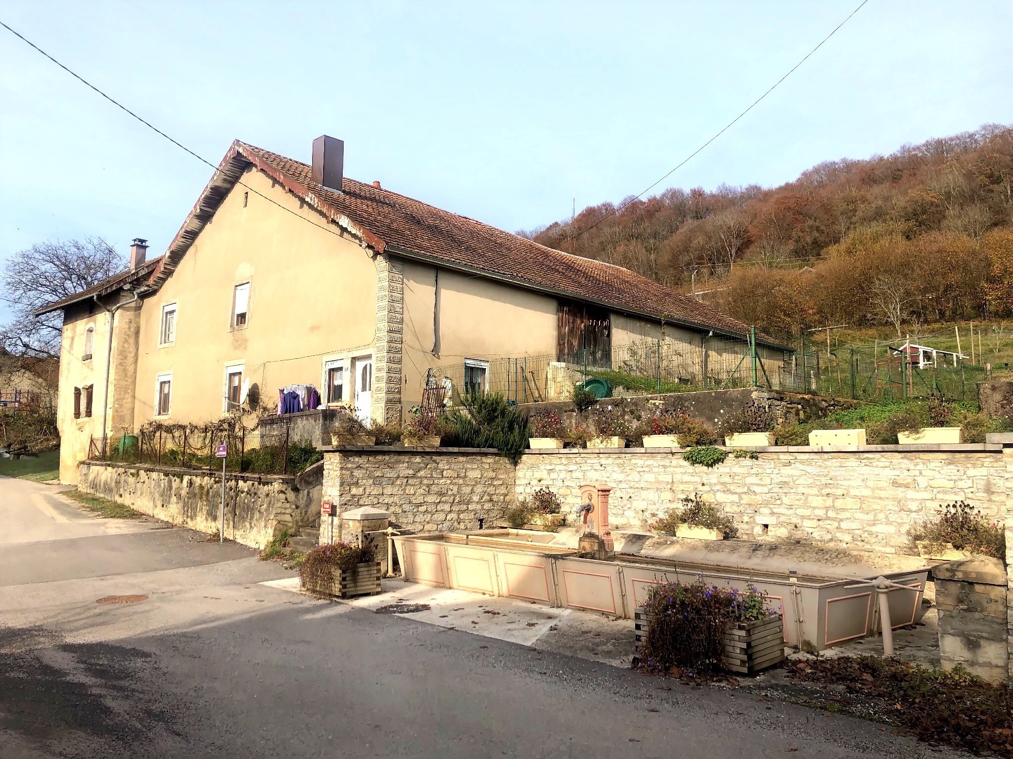 Maison à vendre à Vyt les belvoir, 150 m², 7 pièces – photo 1 sur 4
