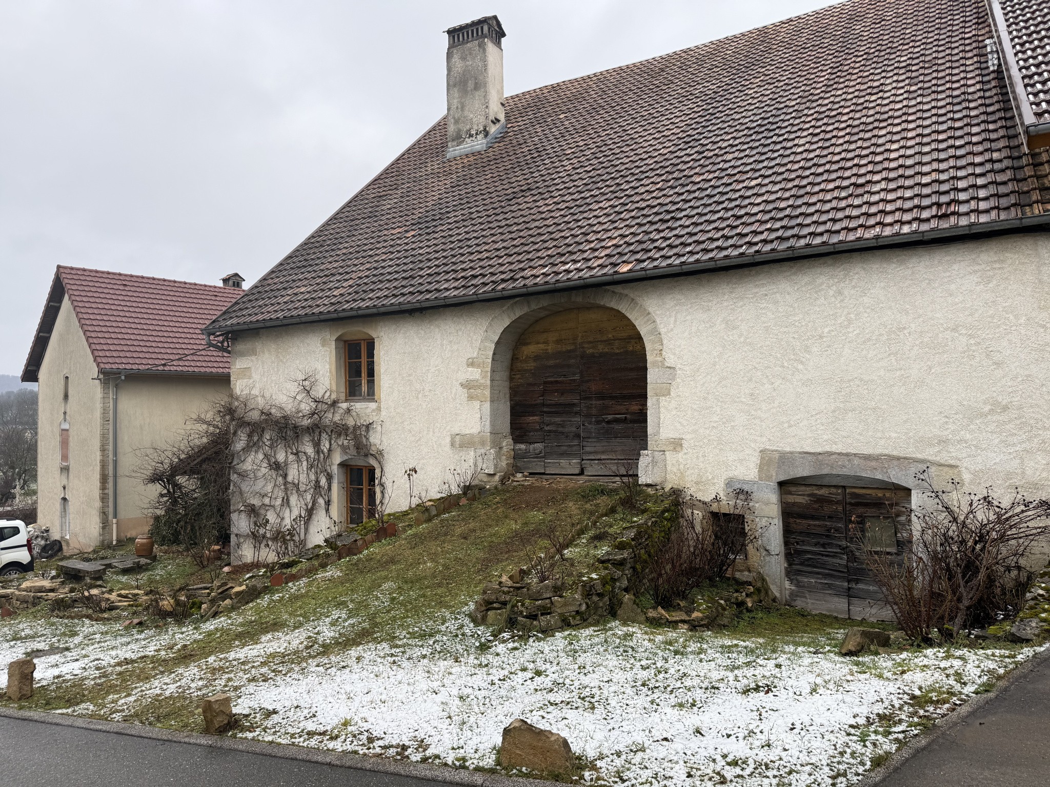 Ancienne ferme rénovée SANCEY 25430 — photo 3