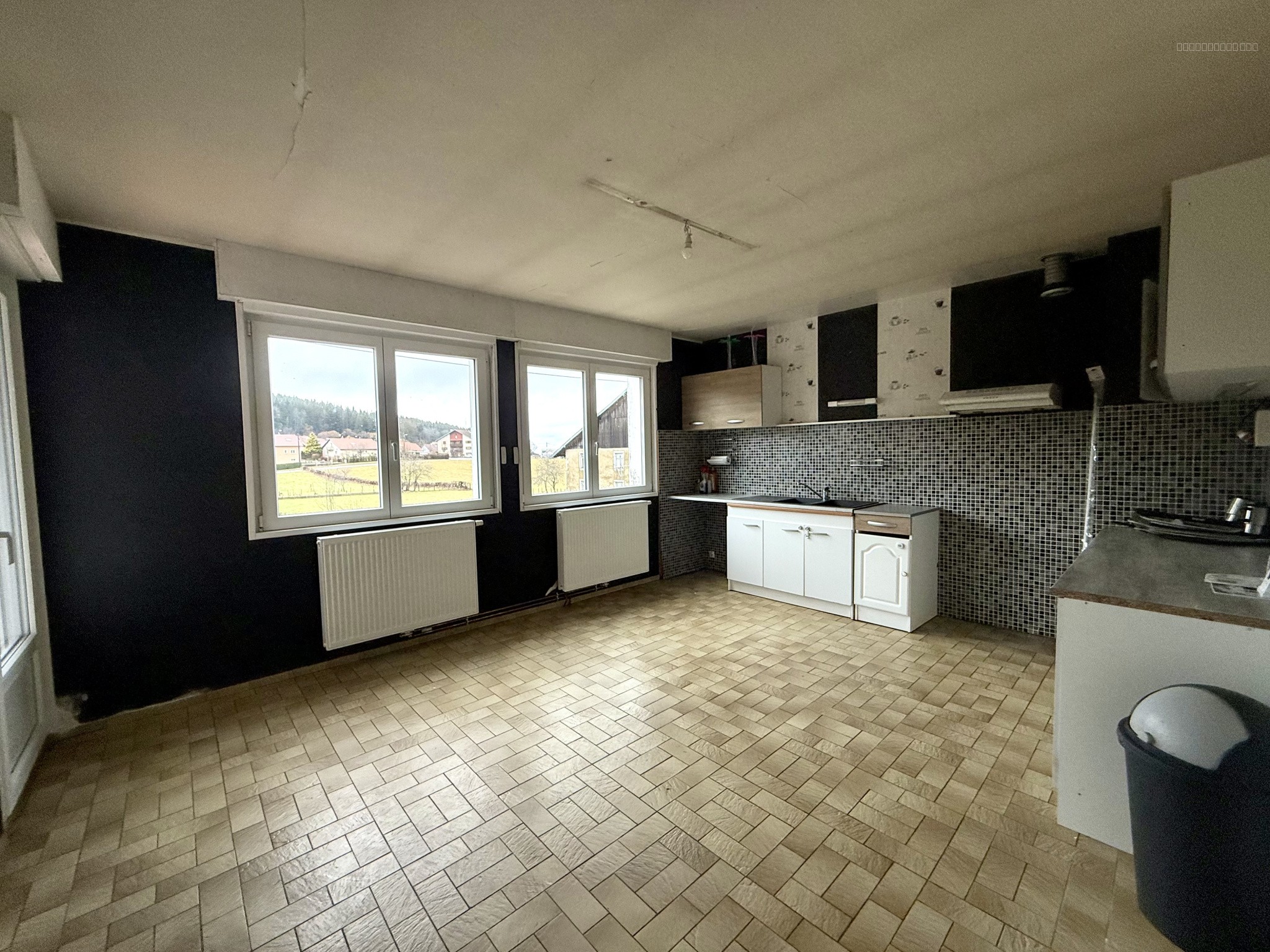 Maison à vendre à Belleherbe, 141,08 m², 7 pièces – photo 3 sur 13