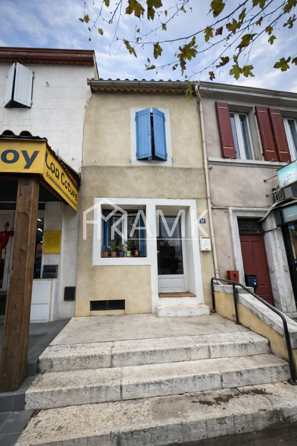 Appartement à vendre à La penne sur huveaune, 63,85 m², 2 pièces – photo 1 sur 10