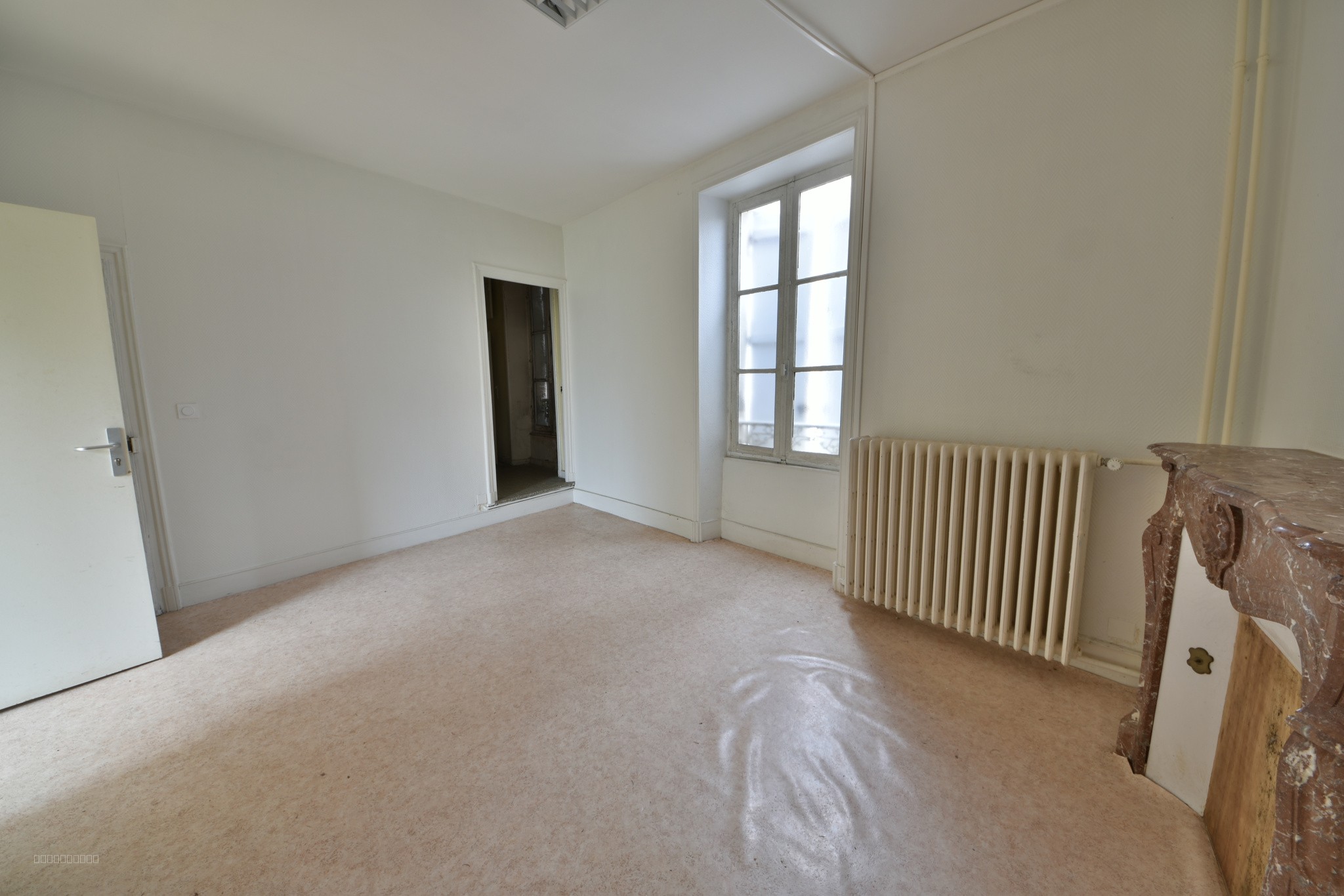 IMMEUBLE CENTRE BOURG JUILLAC — photo 8