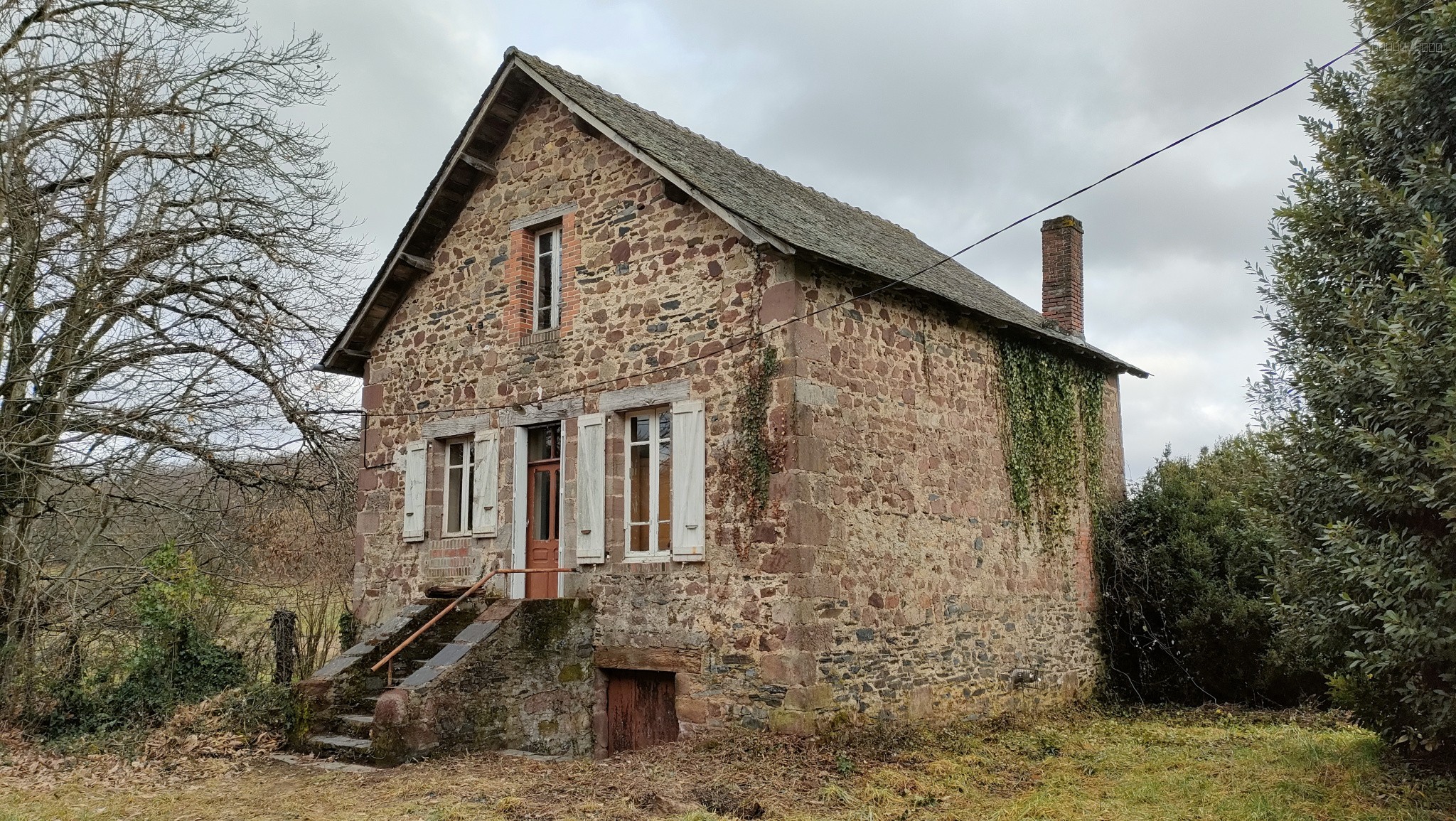 Maison à vendre à Vignols, 59 m², 3 pièces – photo 1 sur 12