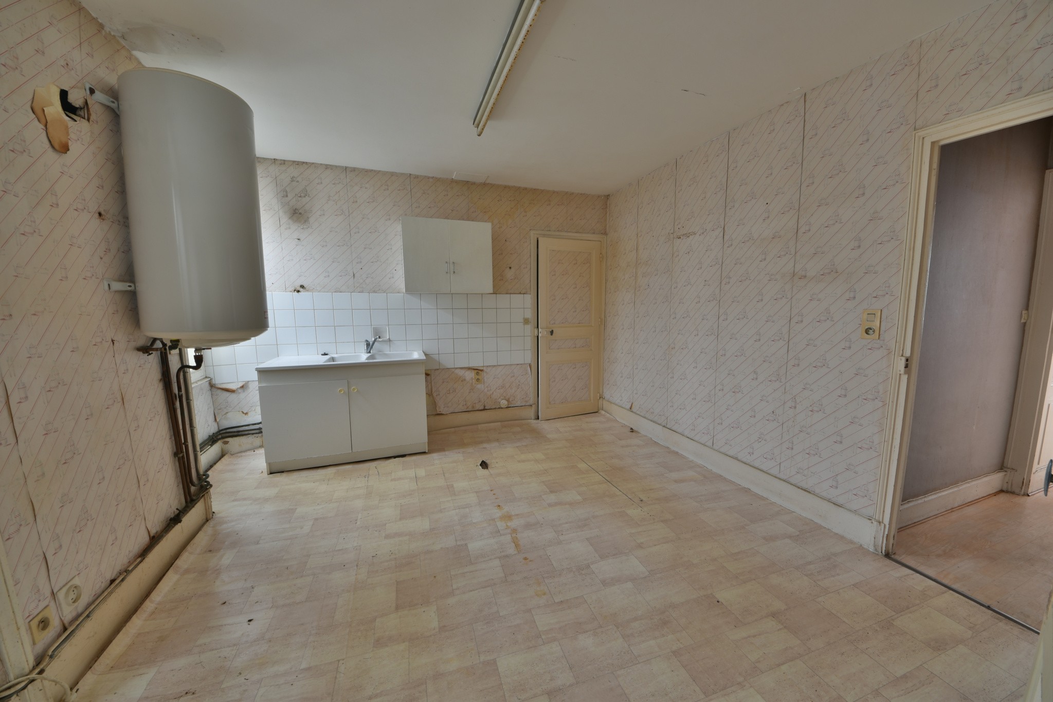 IMMEUBLE CENTRE BOURG JUILLAC — photo 6