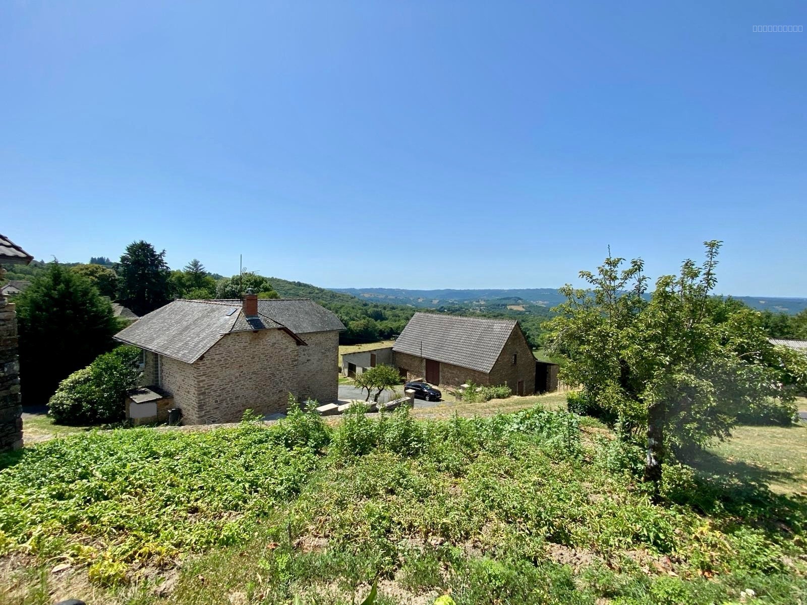 Maison à vendre à Palazinges, 25,7 m², 6 pièces – photo 1 sur 15