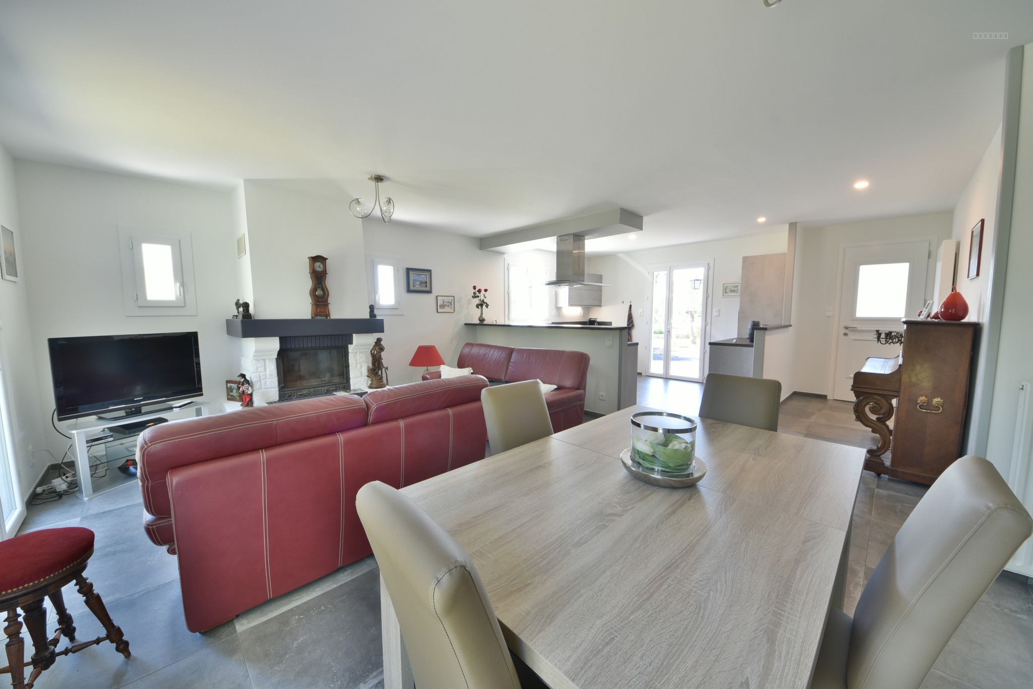 Maison à vendre à Segonzac, 84 m², 5 pièces – photo 3 sur 10