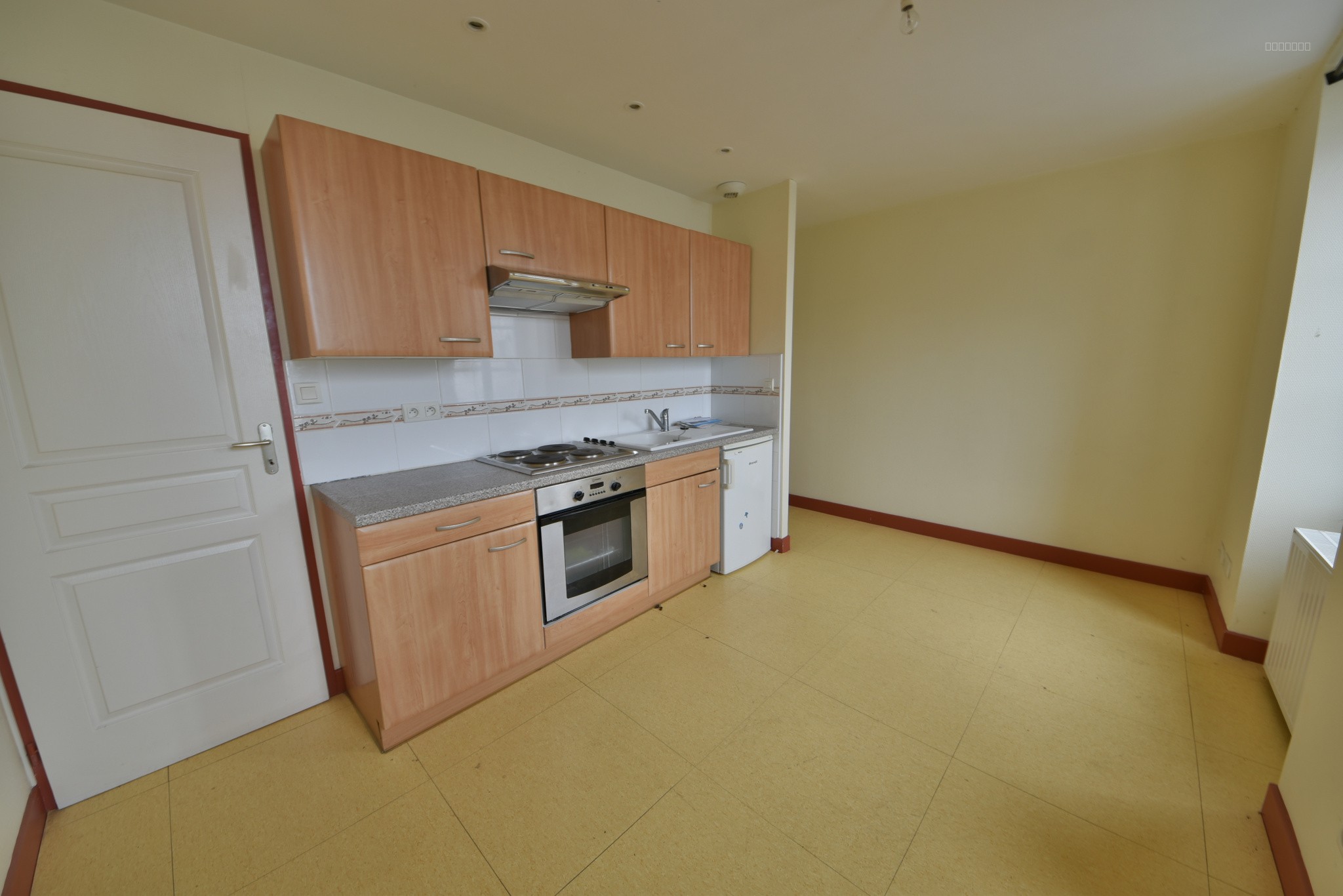 IMMEUBLE CENTRE BOURG JUILLAC — photo 9